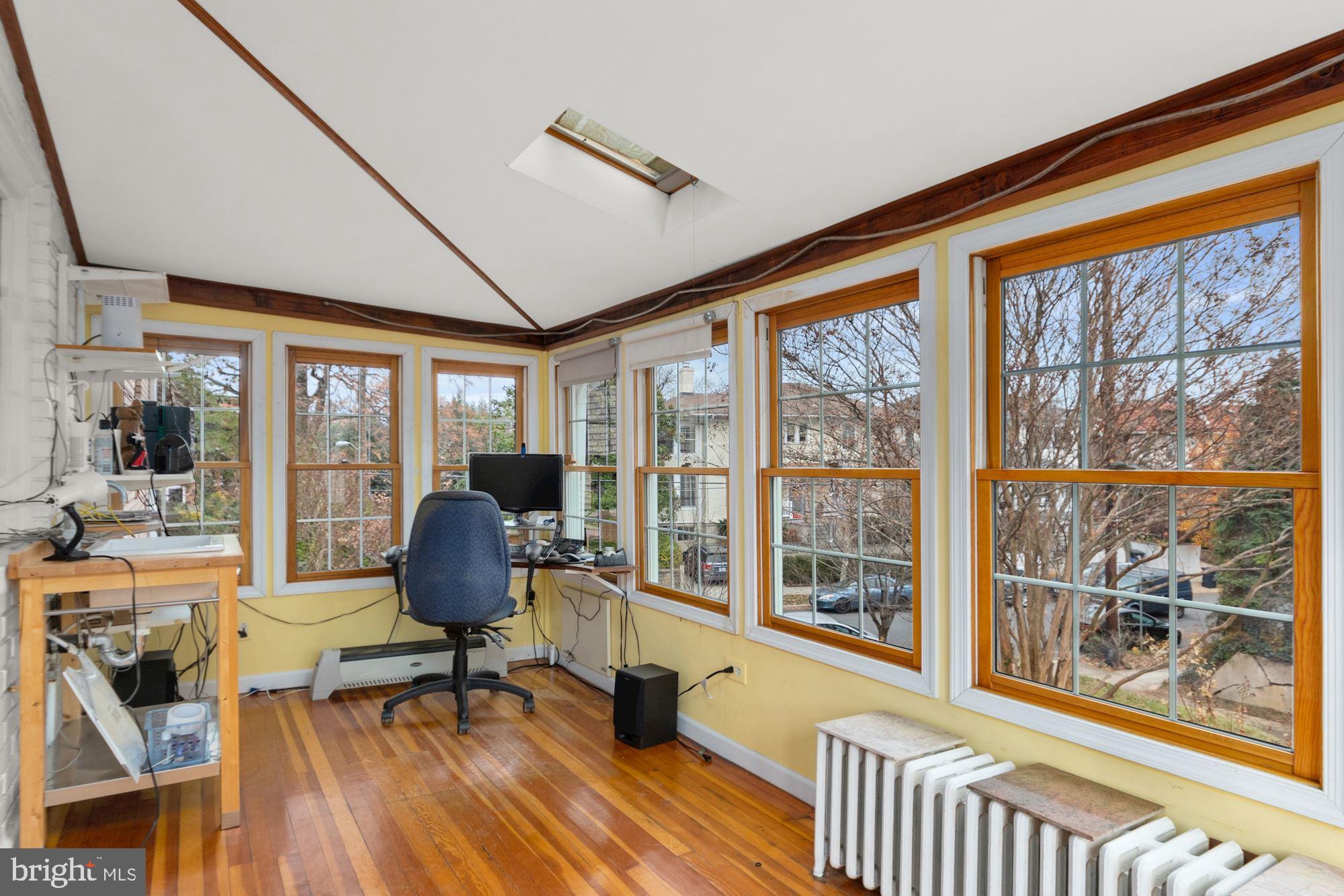 CLEVELAND PARK - Residential