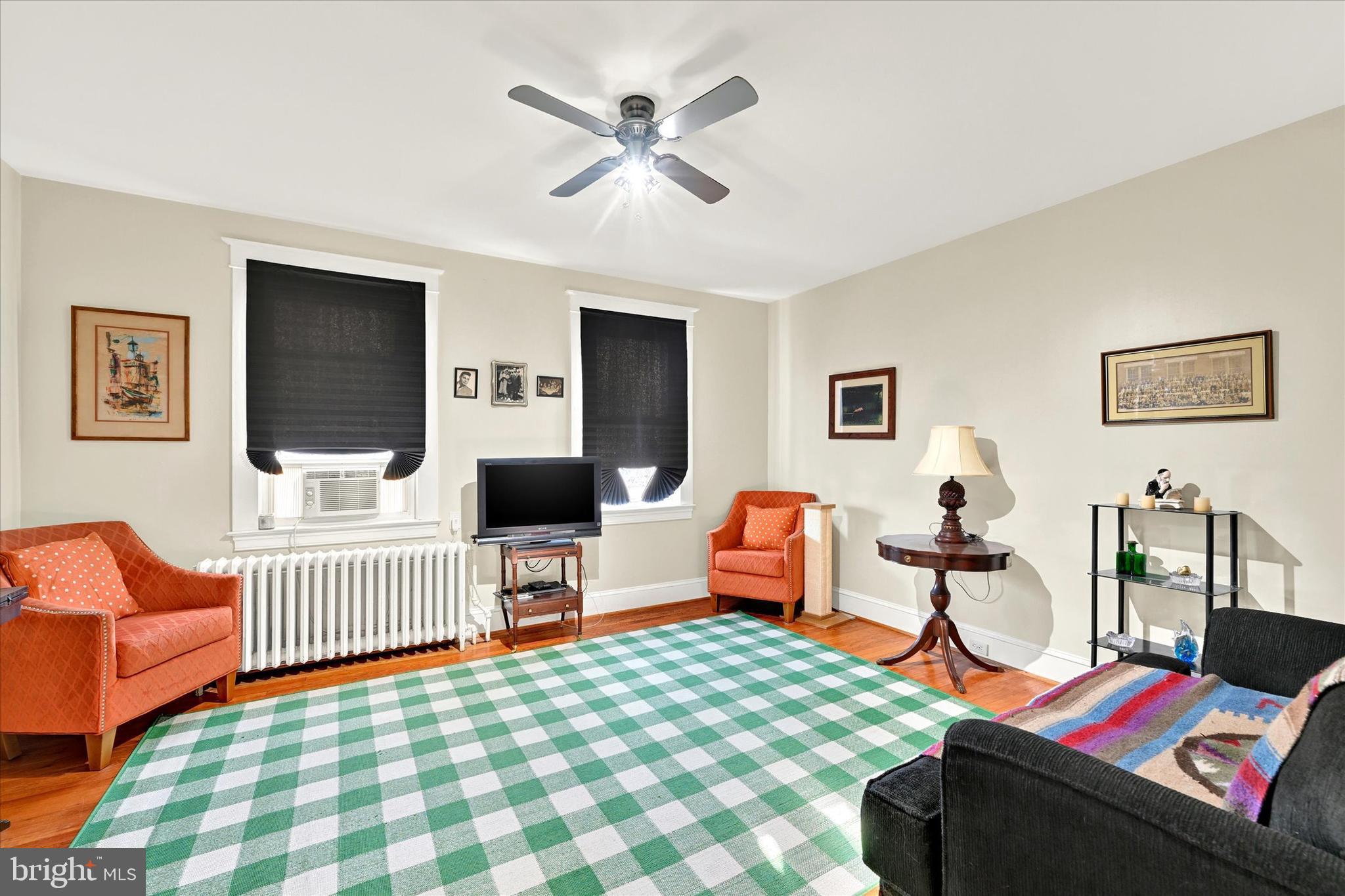 BEVERLY HILLS - Residential