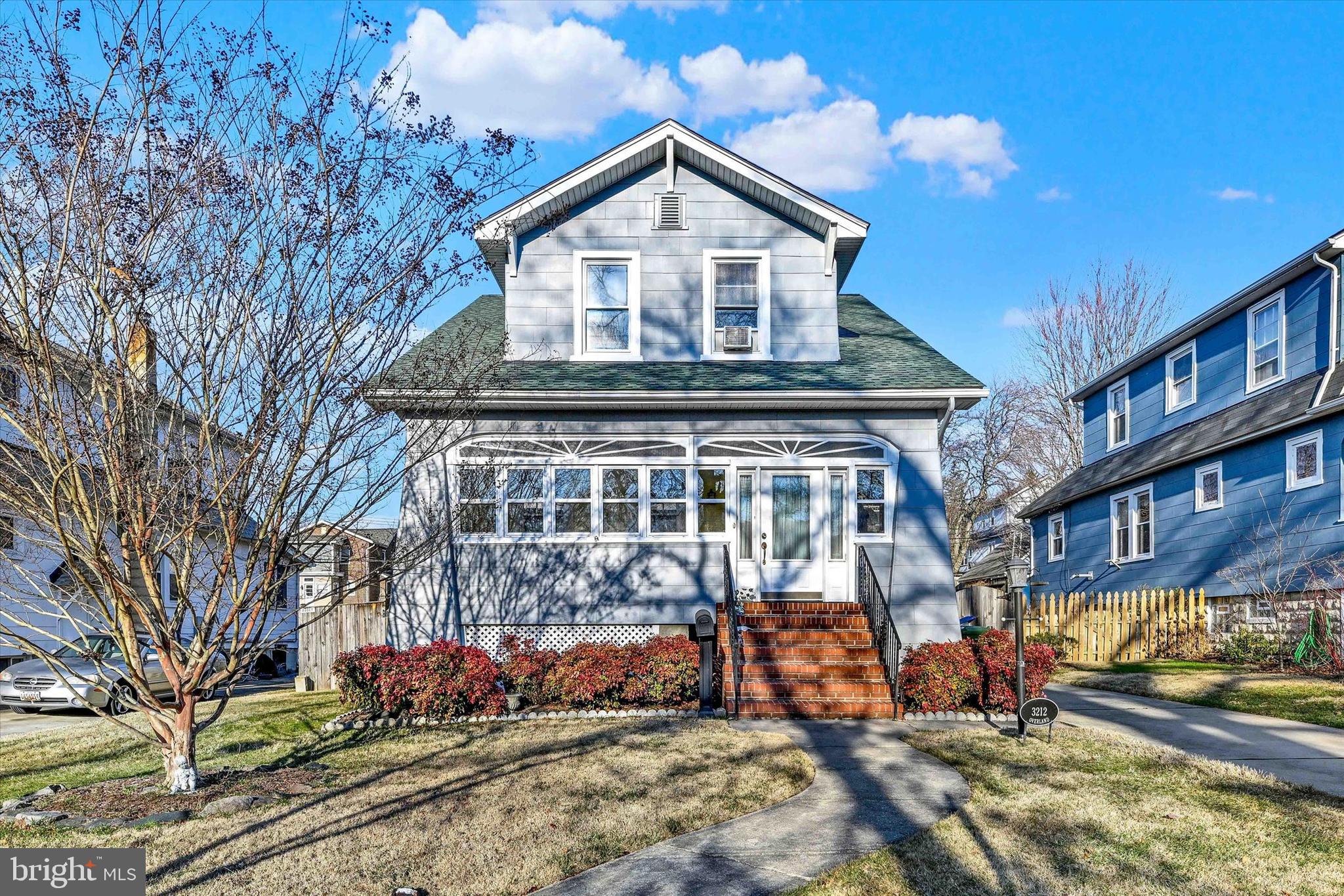 BEVERLY HILLS - Residential