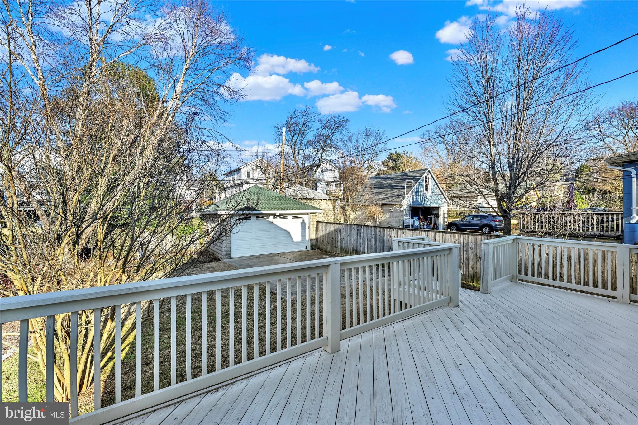 BEVERLY HILLS - Residential