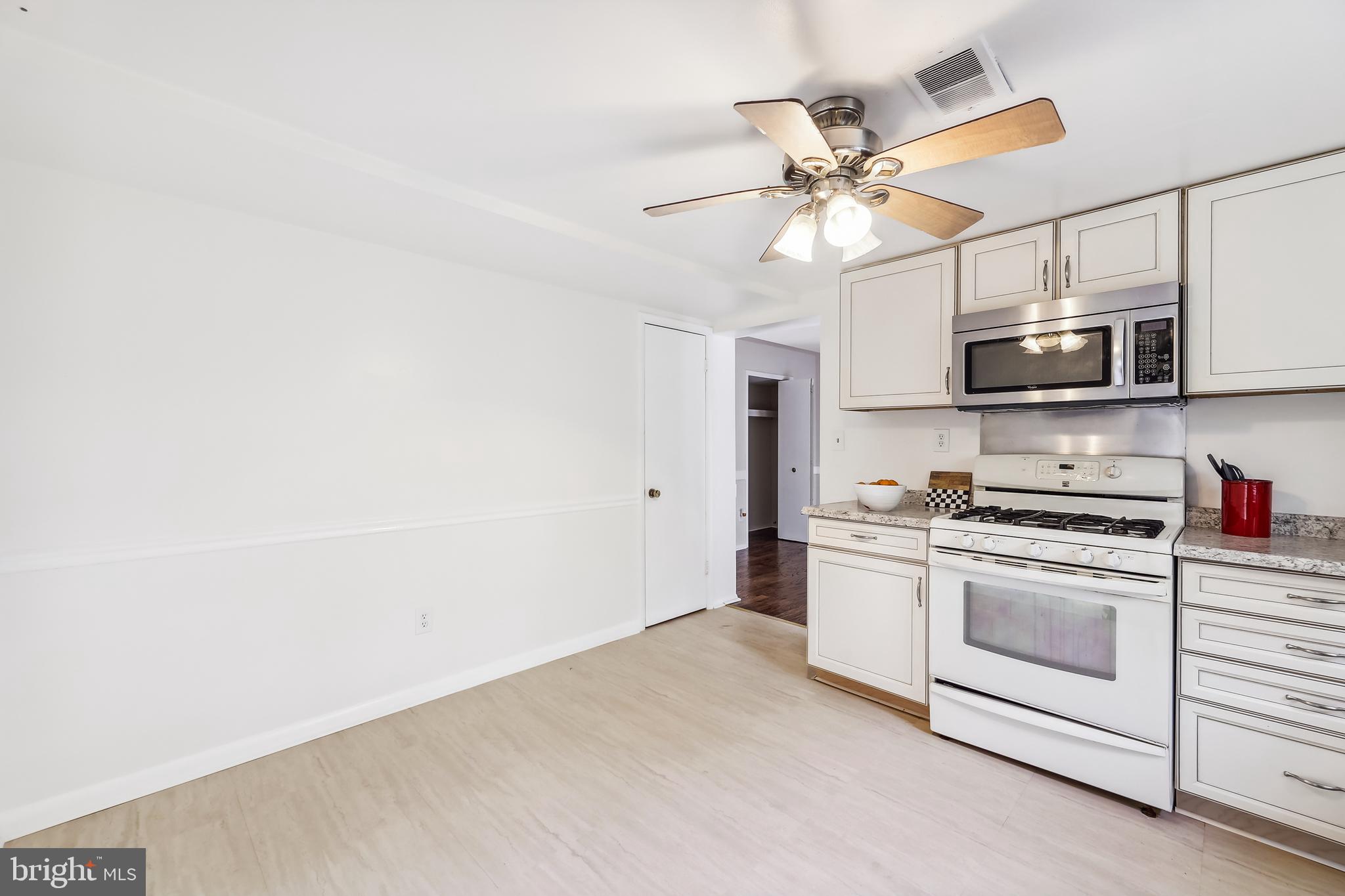 STRAWBERRY HILL EST SUB - Residential