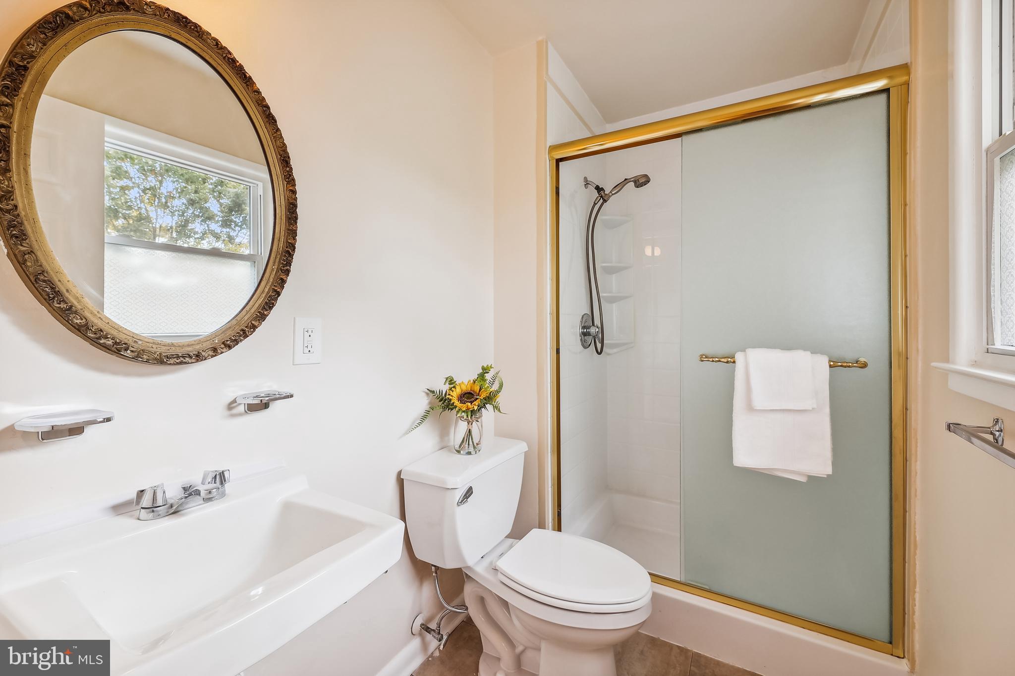 STRAWBERRY HILL EST SUB - Residential