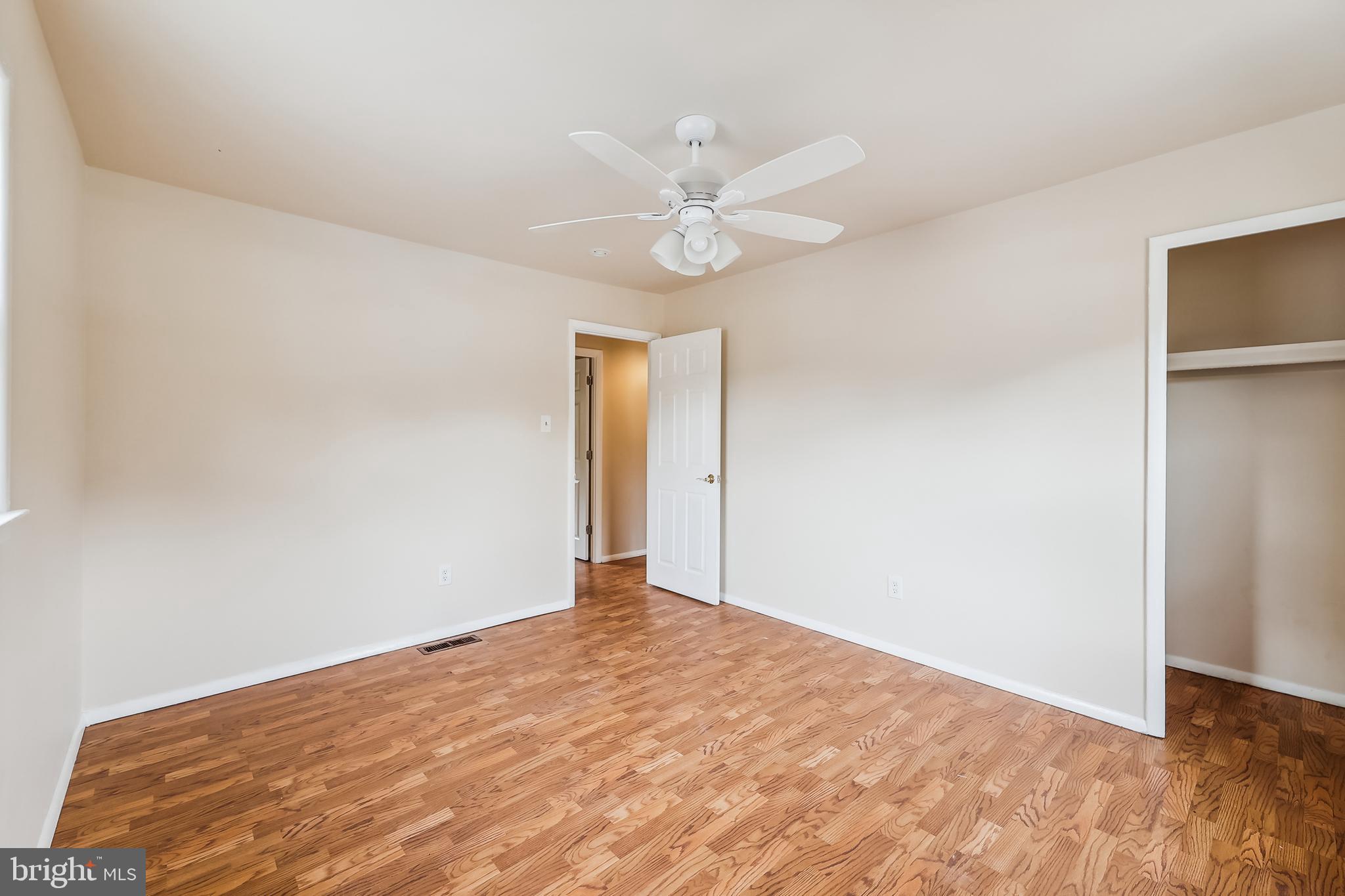 STRAWBERRY HILL EST SUB - Residential