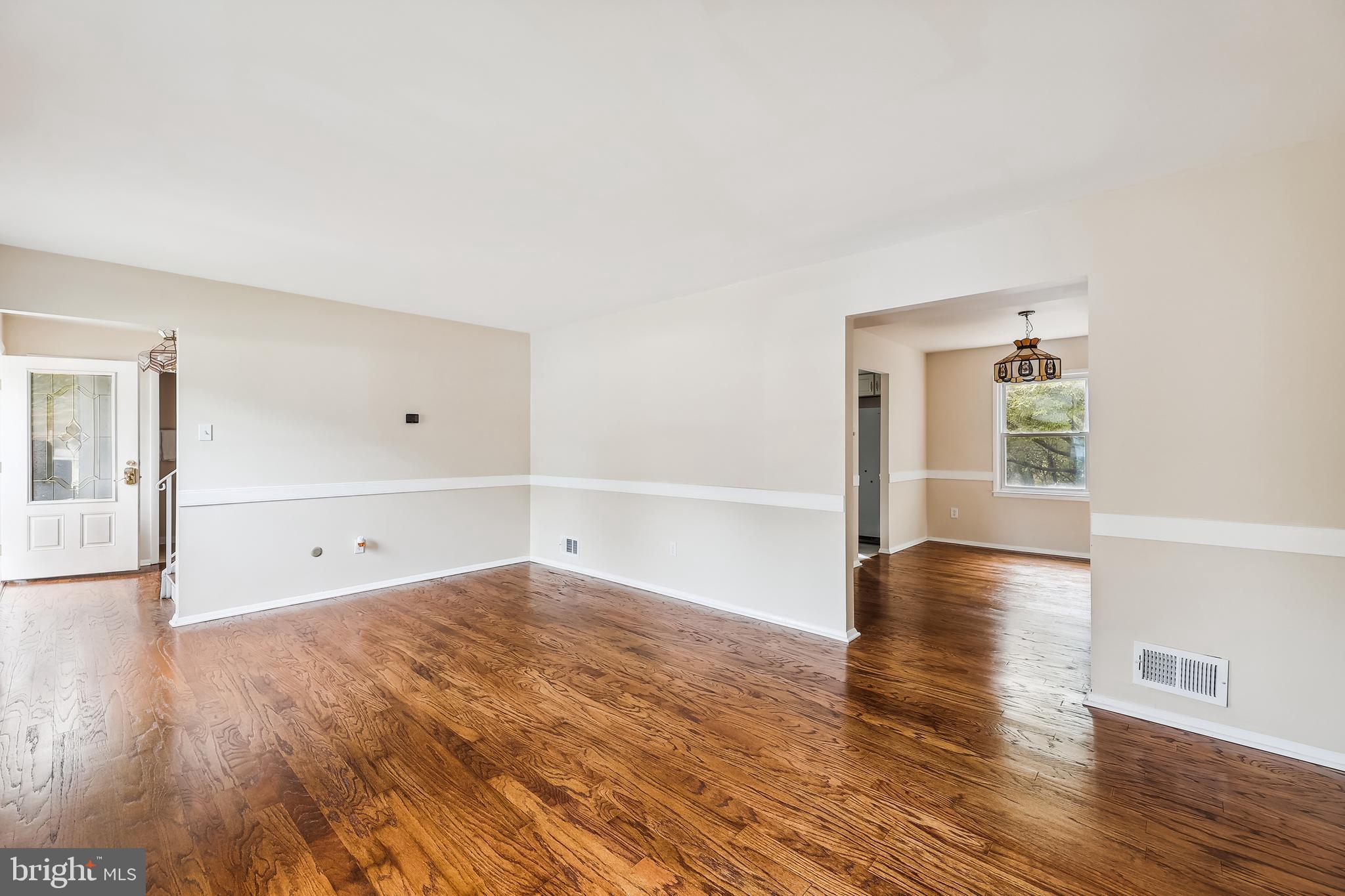 STRAWBERRY HILL EST SUB - Residential