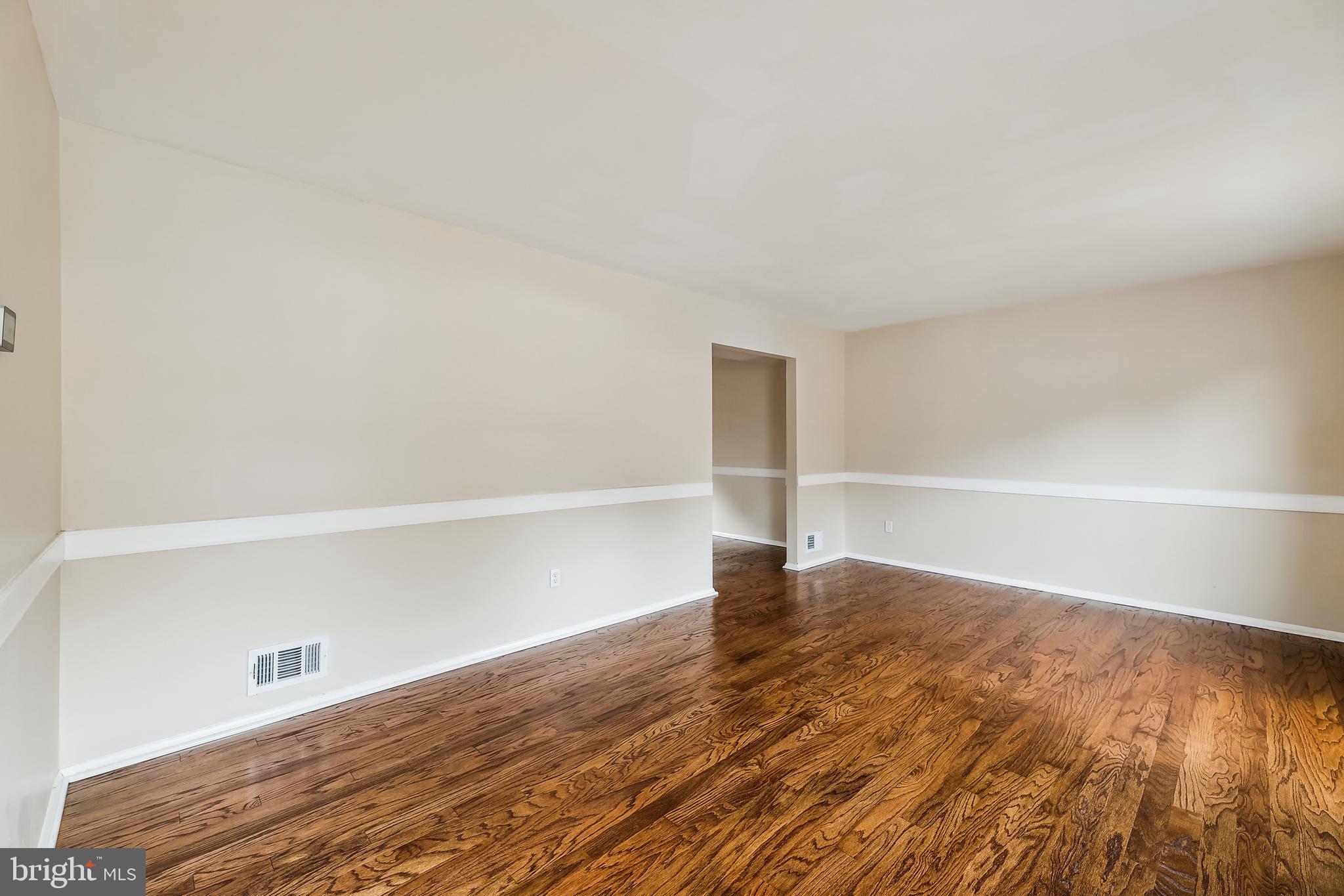 STRAWBERRY HILL EST SUB - Residential