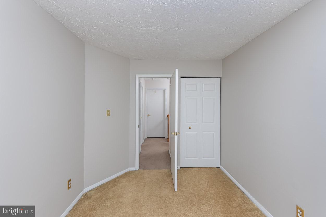 OAK HURST - Residential Lease