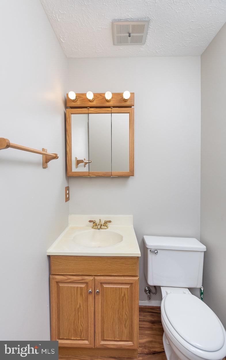 OAK HURST - Residential Lease