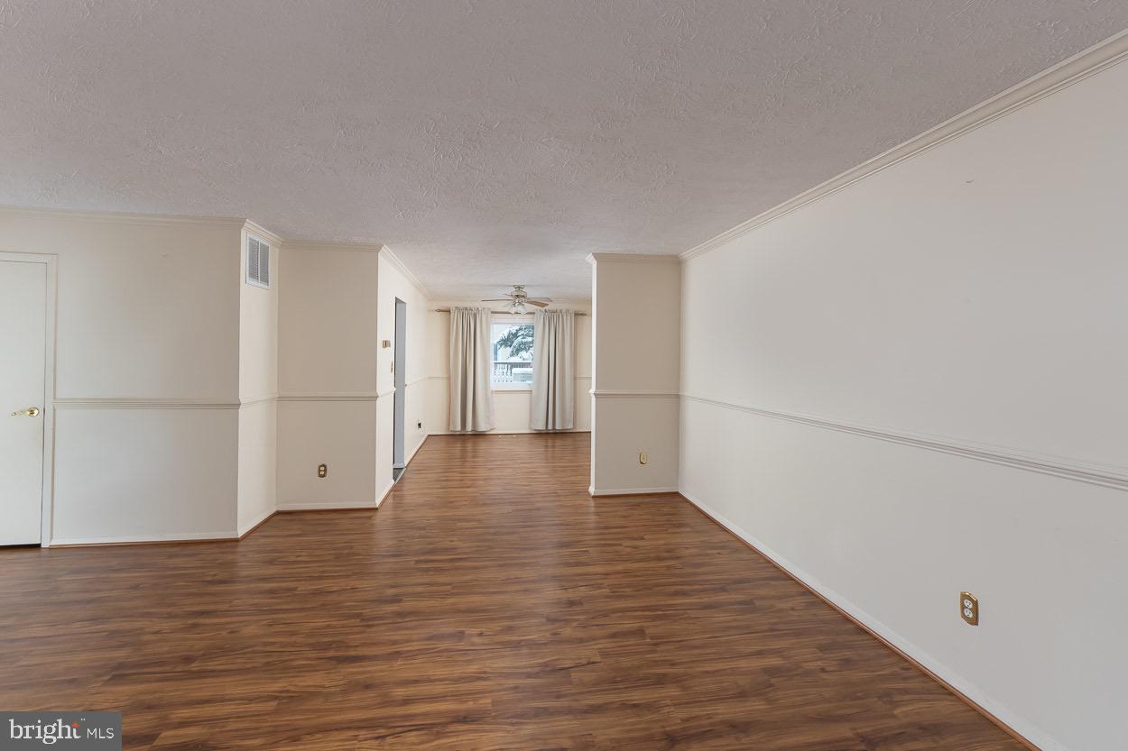 OAK HURST - Residential Lease