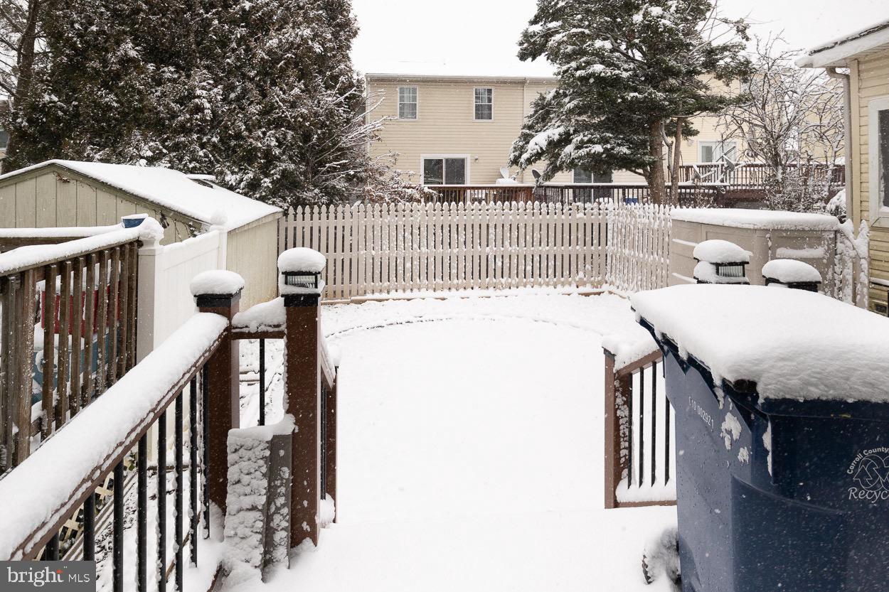 OAK HURST - Residential Lease