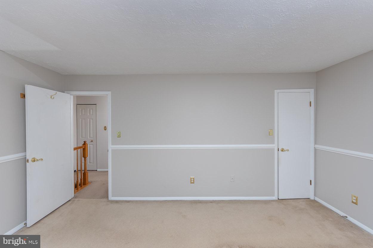 OAK HURST - Residential Lease