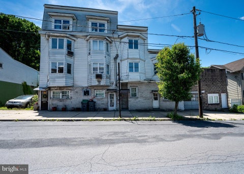 Photo of 33 W Main Street, GIRARDVILLE, PA 17935 (MLS # PASK2027608)