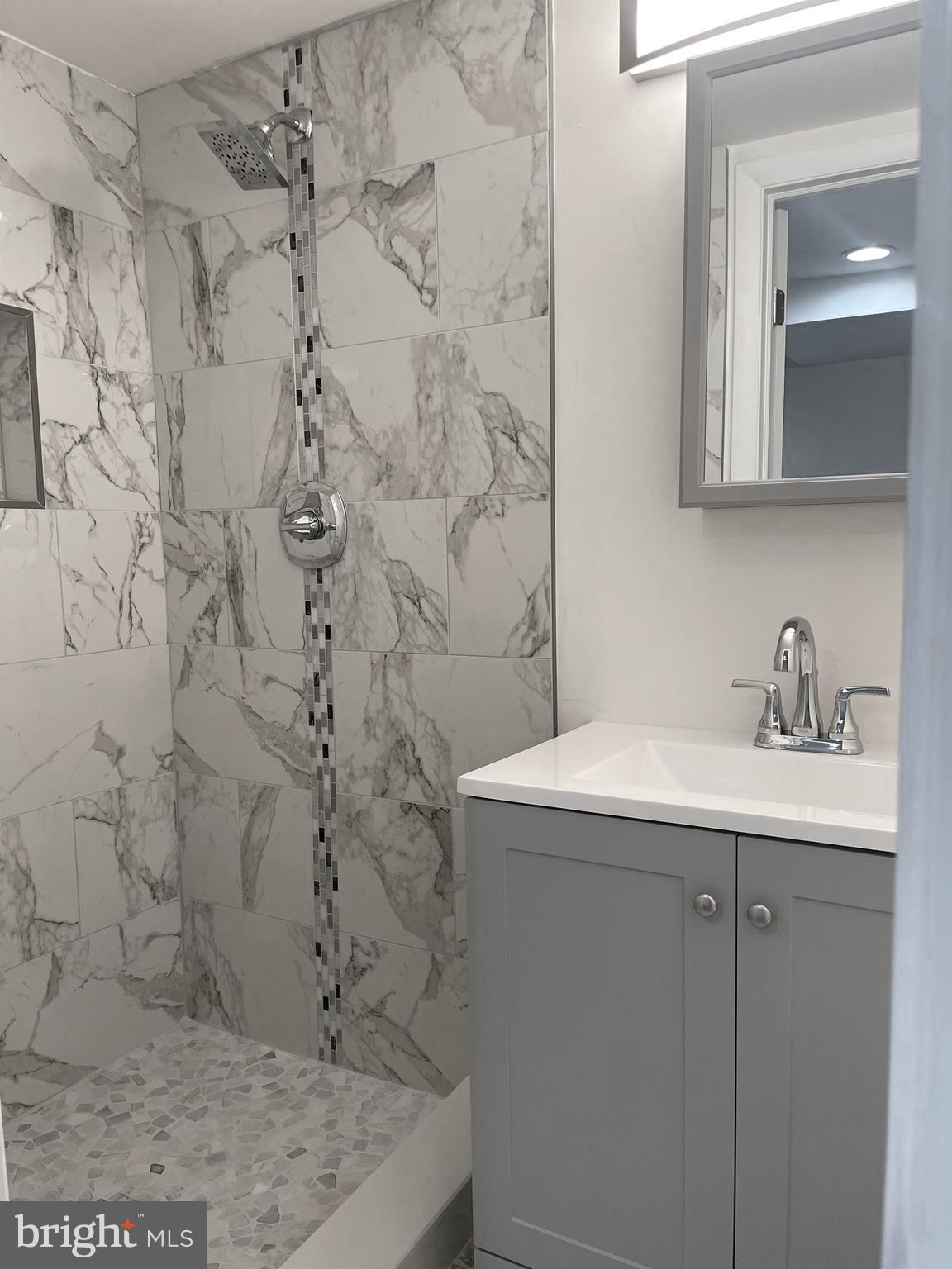 APPLE GROVE - Residential