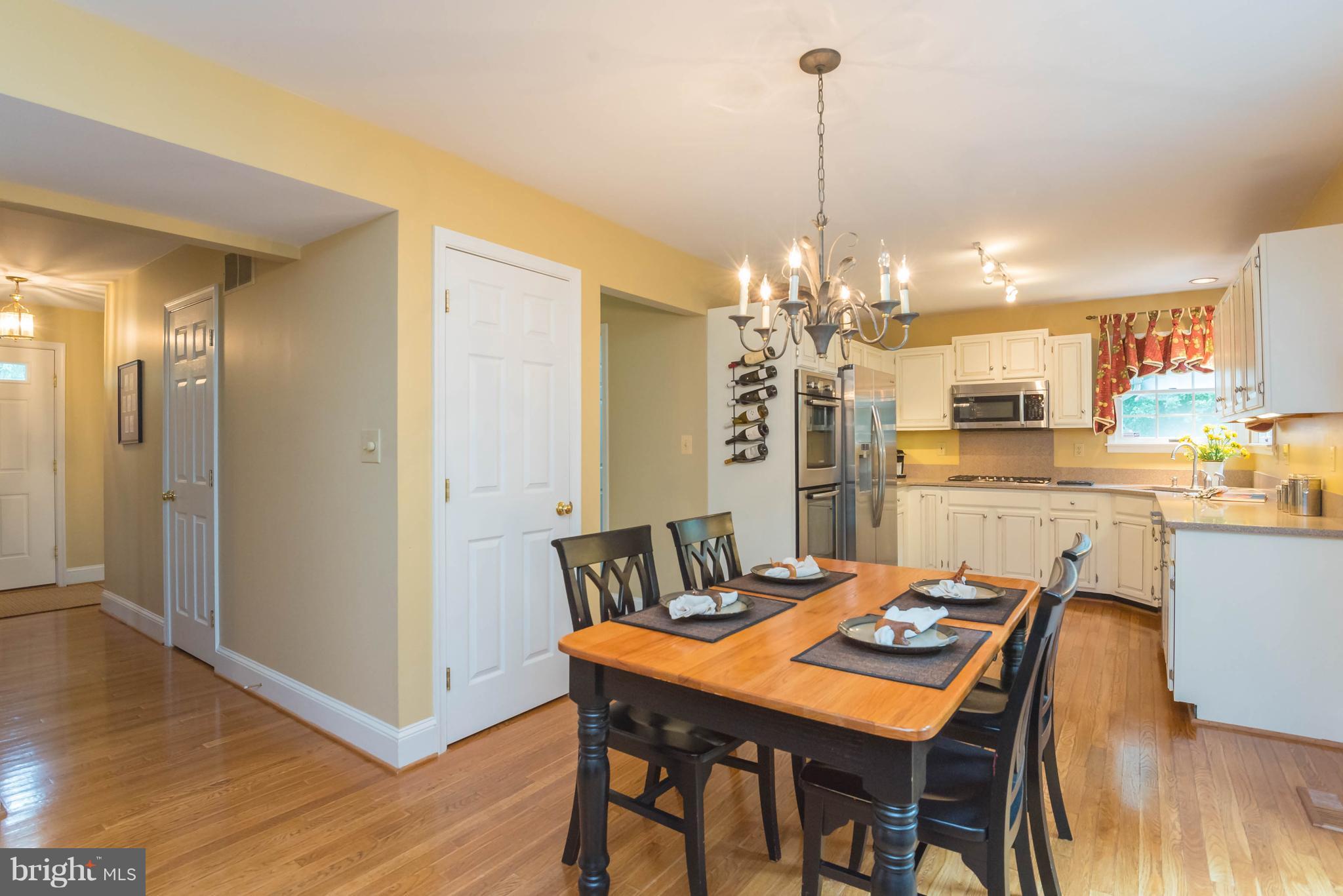 ARNOLD VILLAGE - Residential