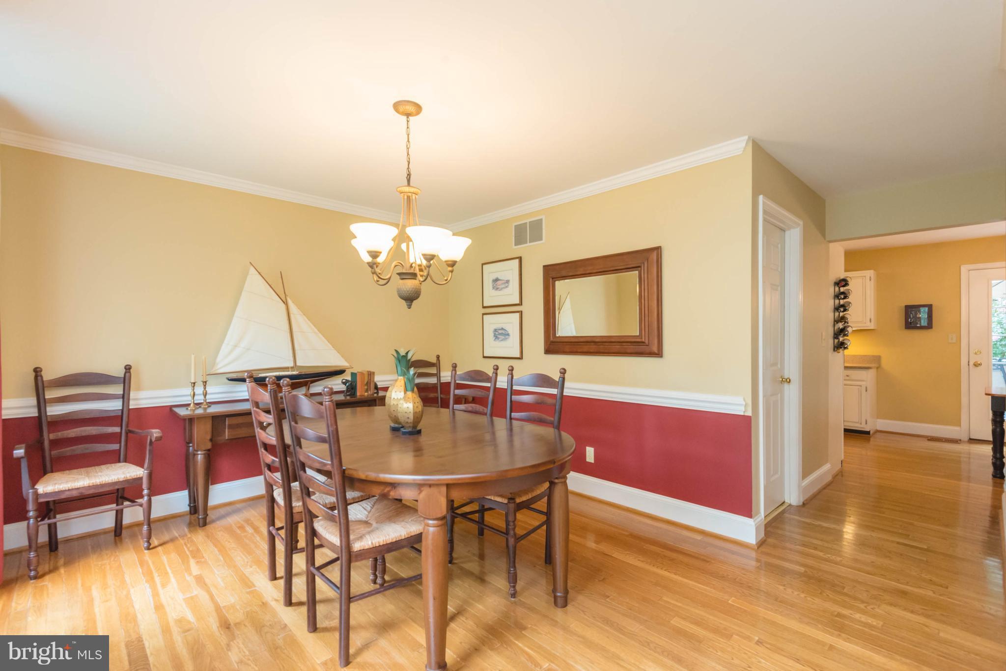 ARNOLD VILLAGE - Residential