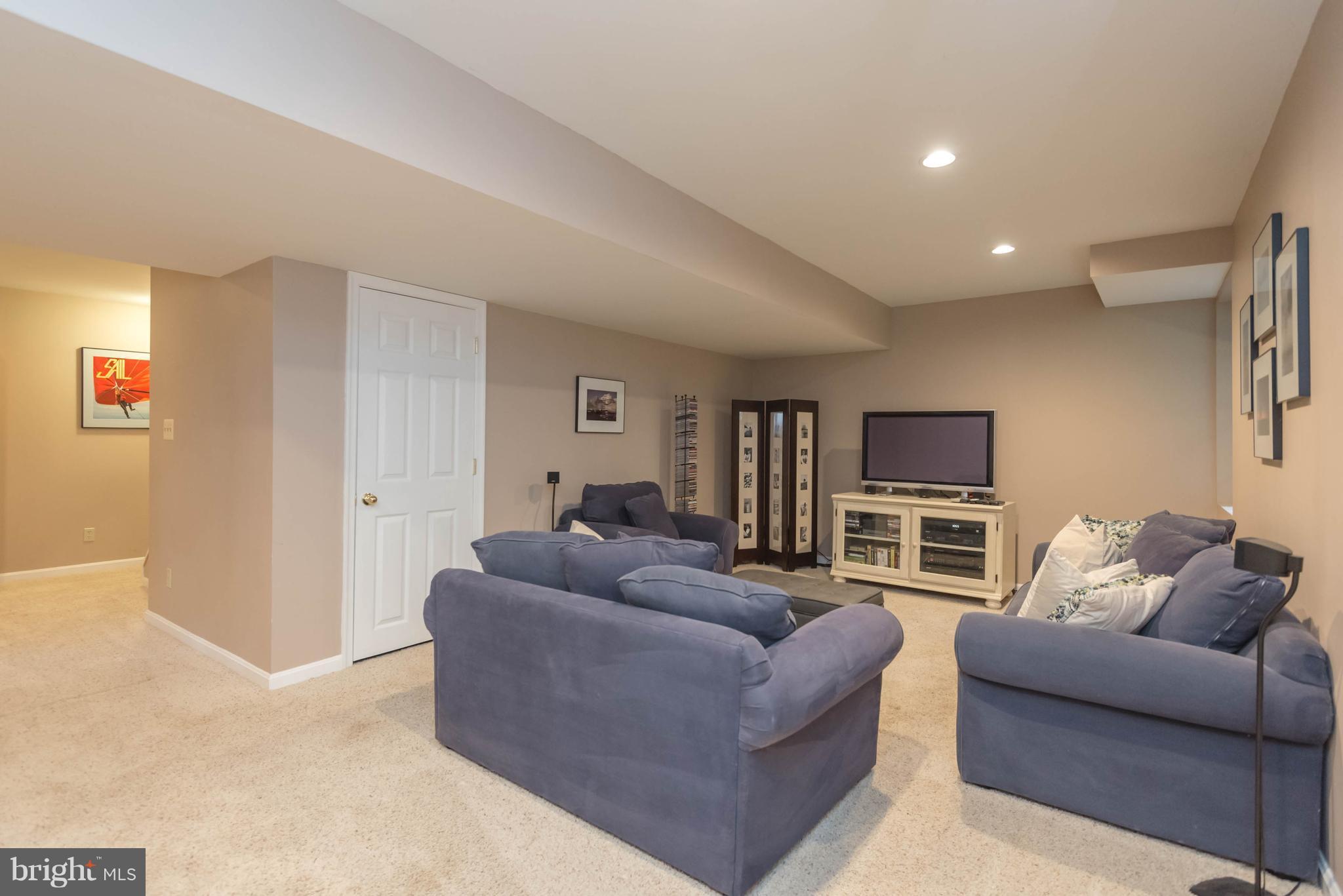 ARNOLD VILLAGE - Residential