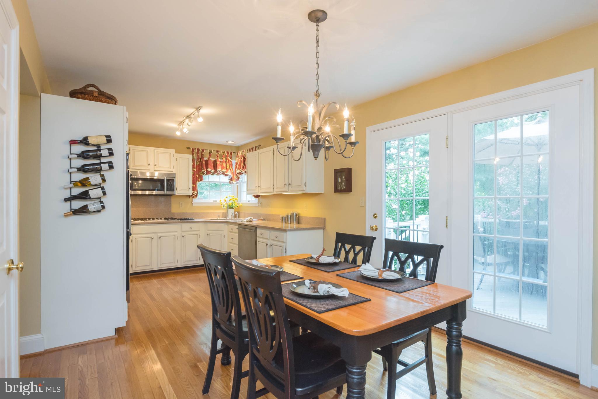 ARNOLD VILLAGE - Residential