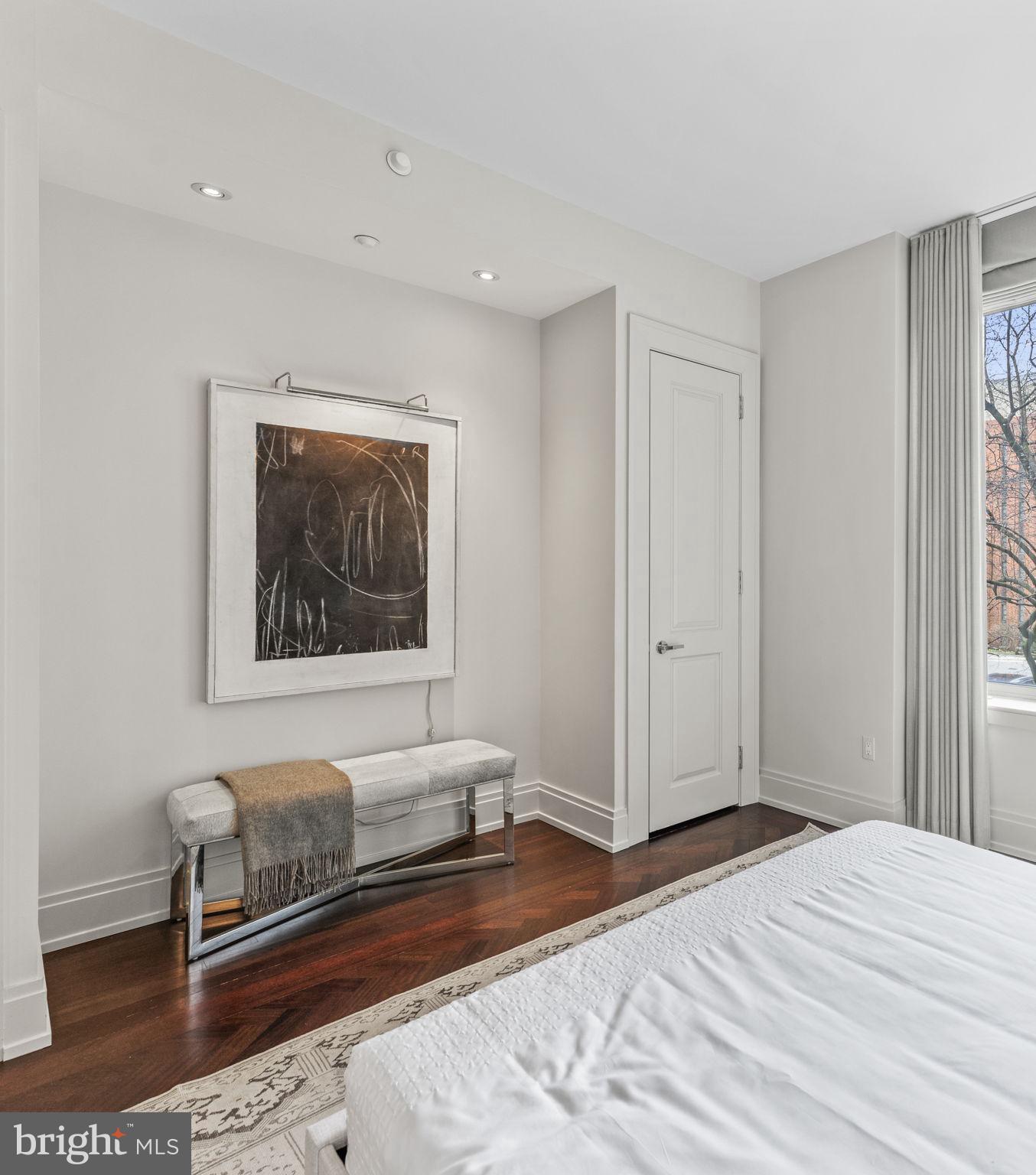 GEORGETOWN - Residential