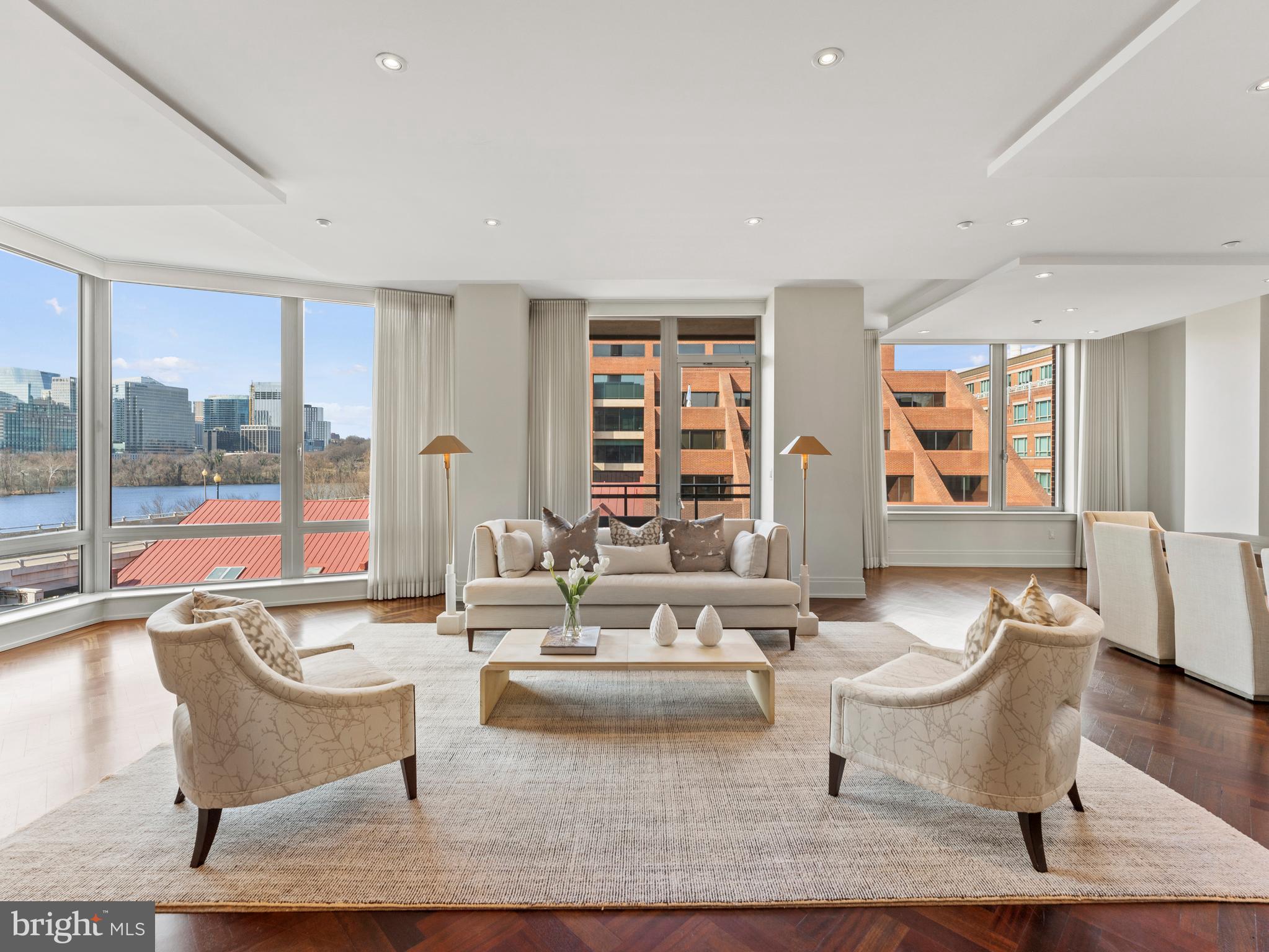 GEORGETOWN - Residential
