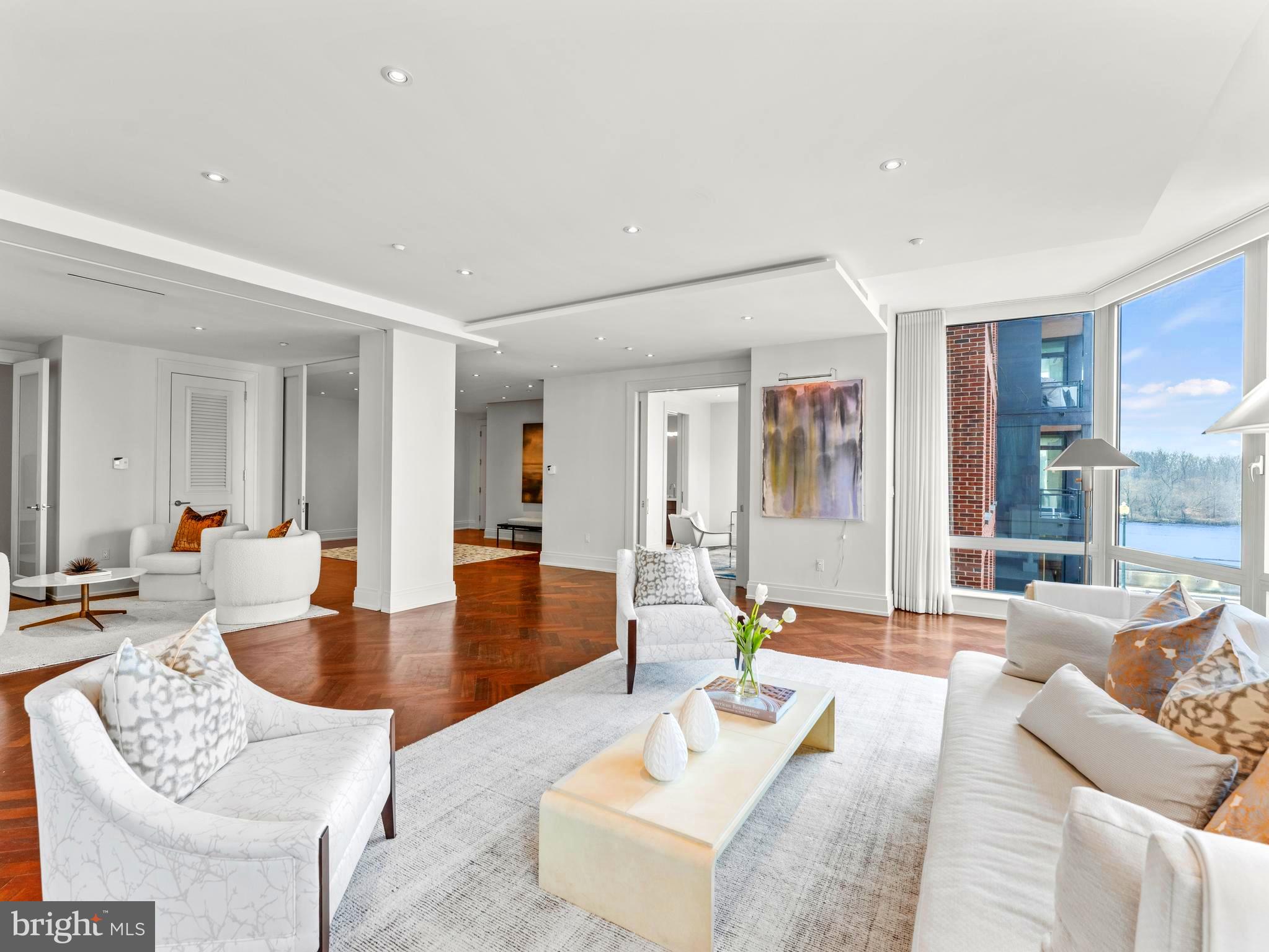 GEORGETOWN - Residential