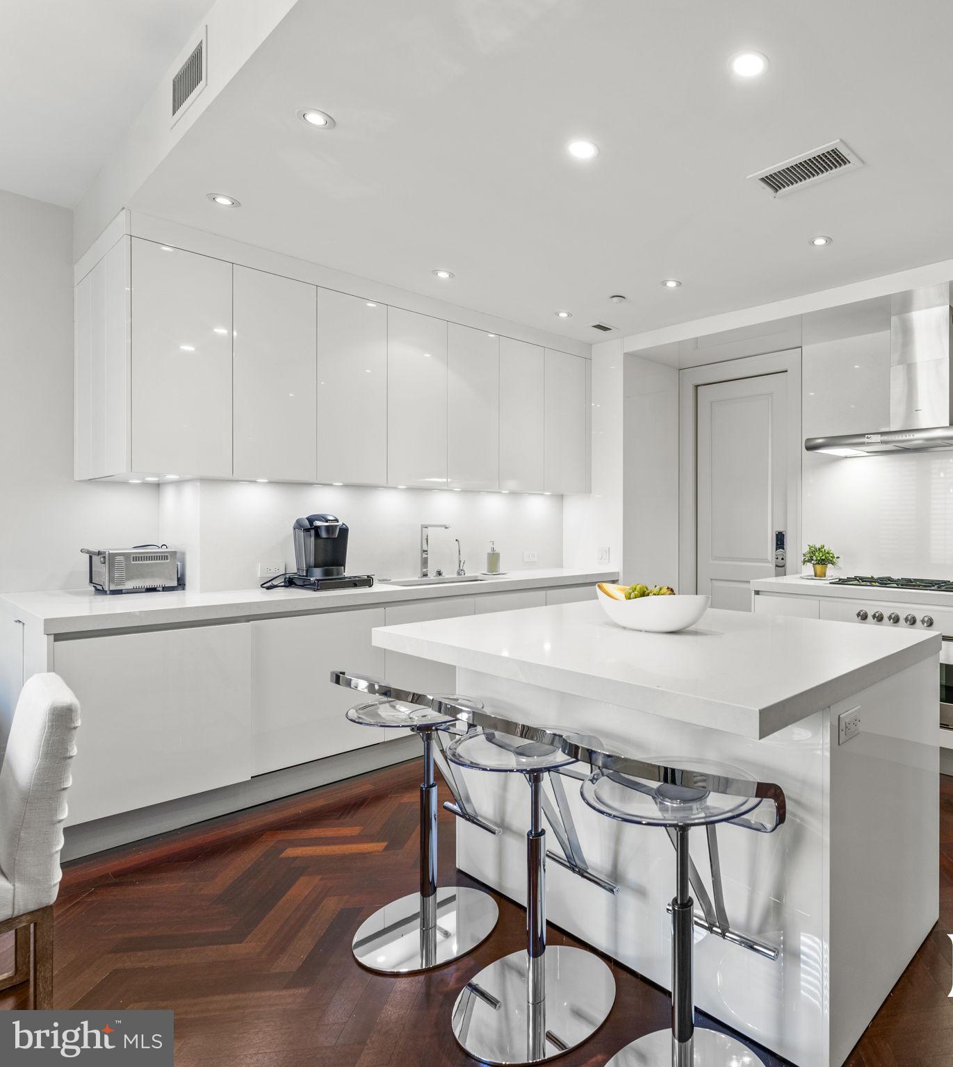 GEORGETOWN - Residential