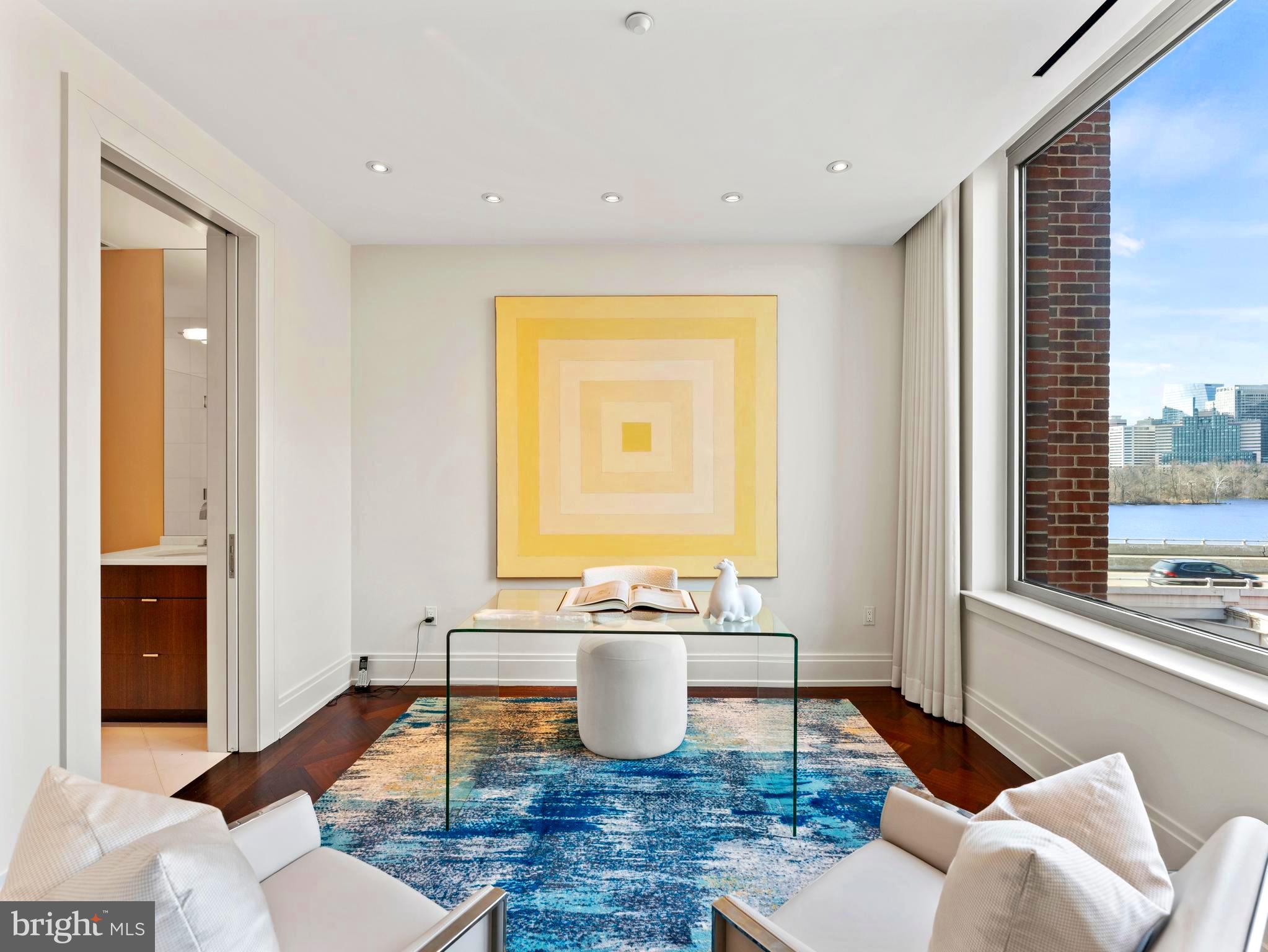GEORGETOWN - Residential