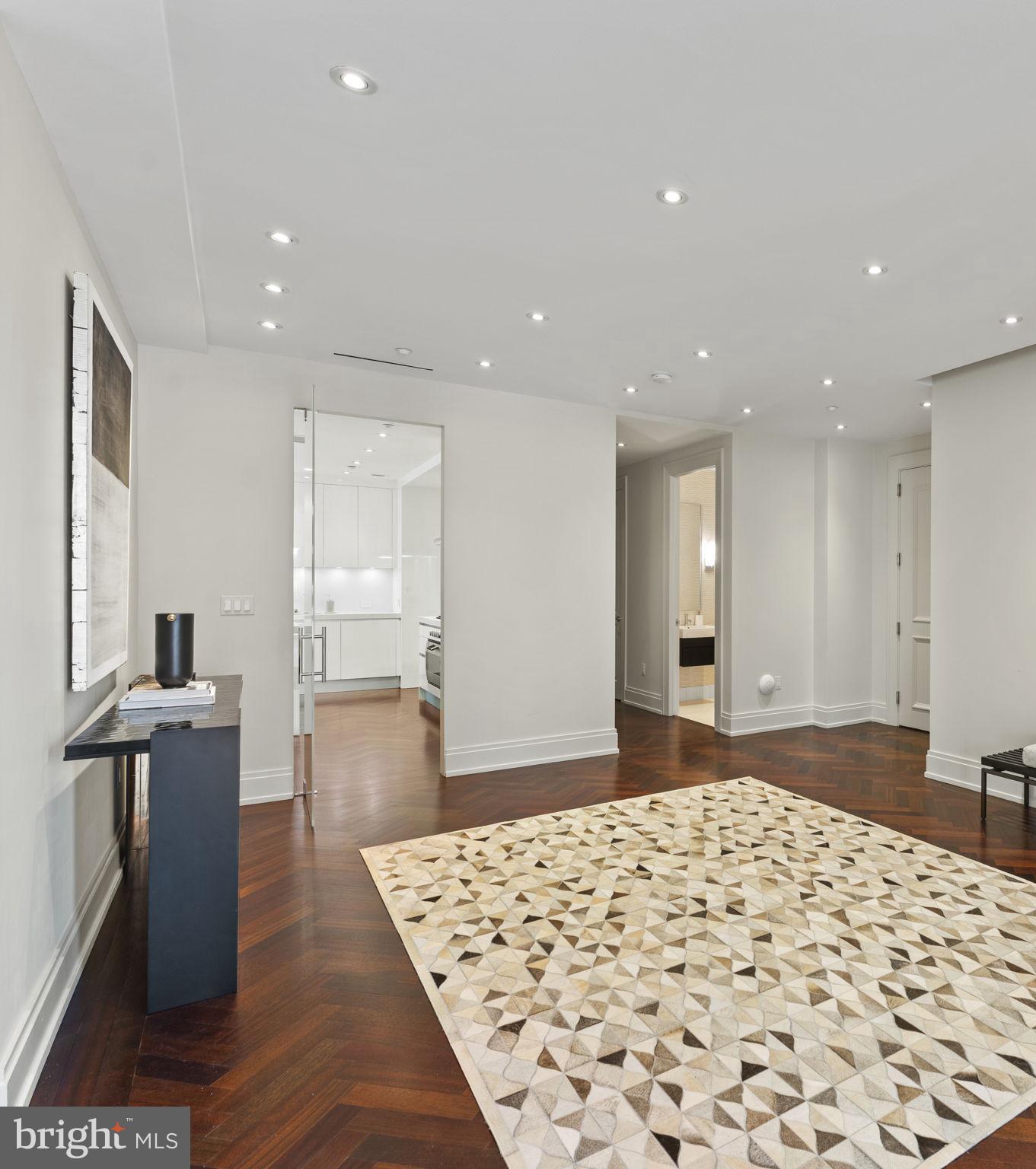 GEORGETOWN - Residential