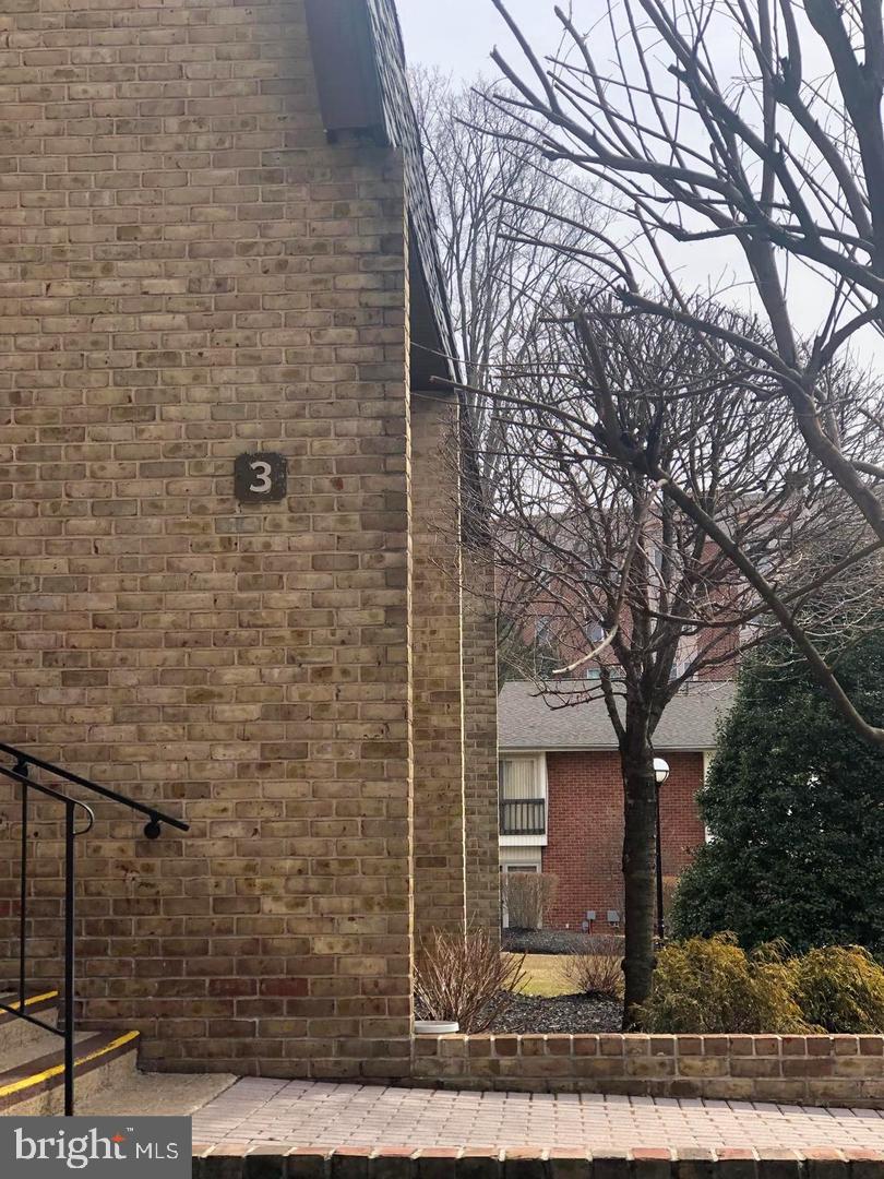 3 STONEHENGE CIRCLE 3