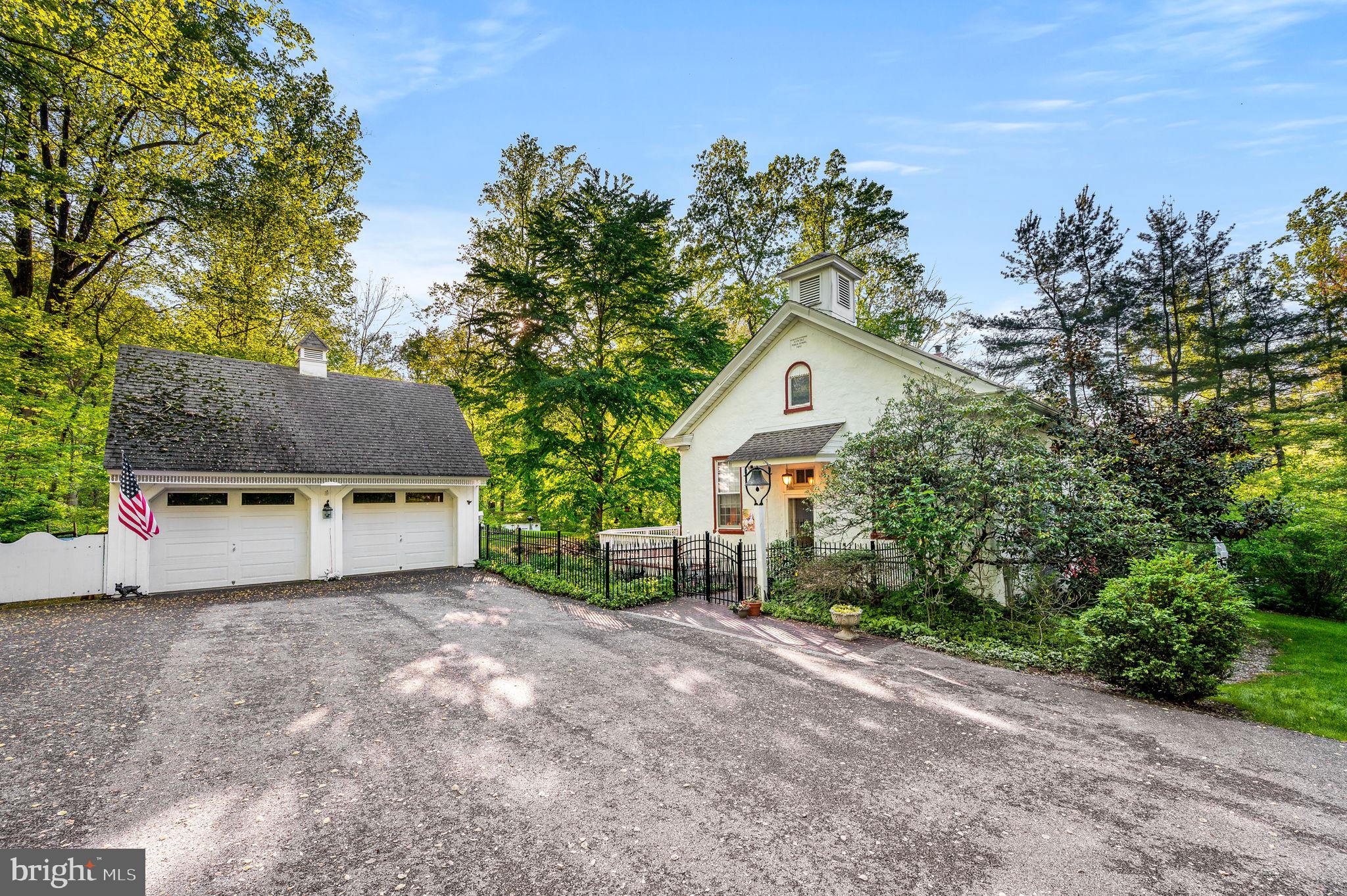 40 INDIAN RUN ROAD