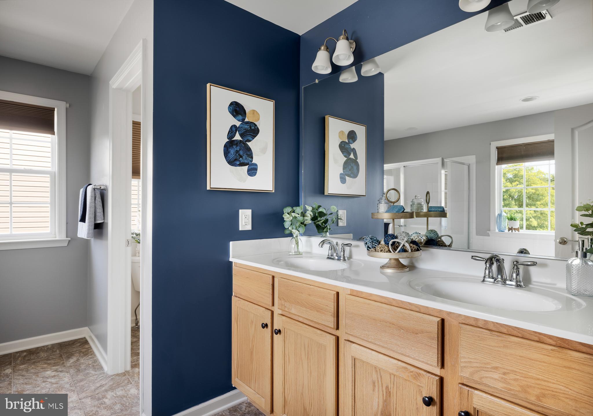 LAKELAND PLACE - Residential