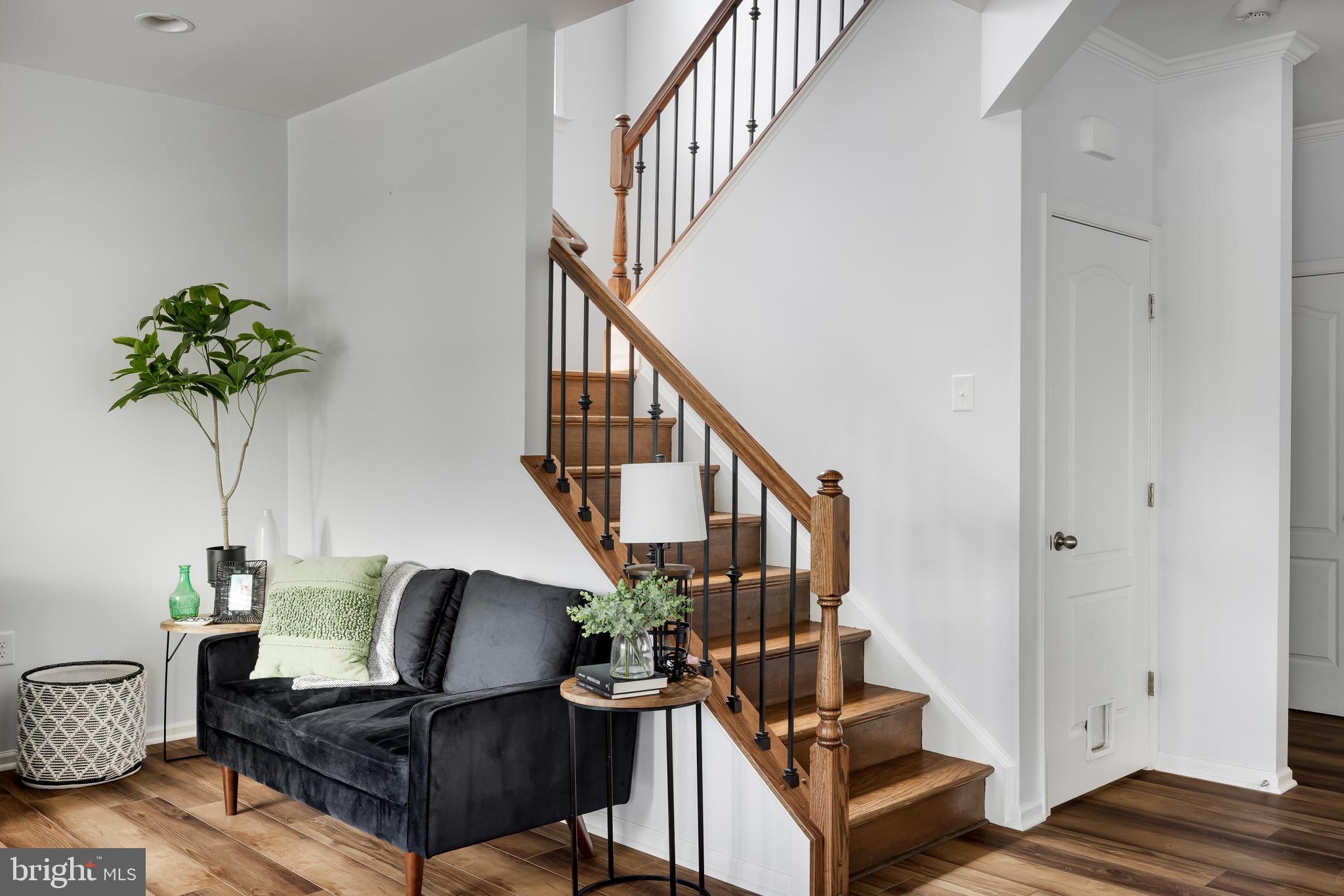 LAKELAND PLACE - Residential