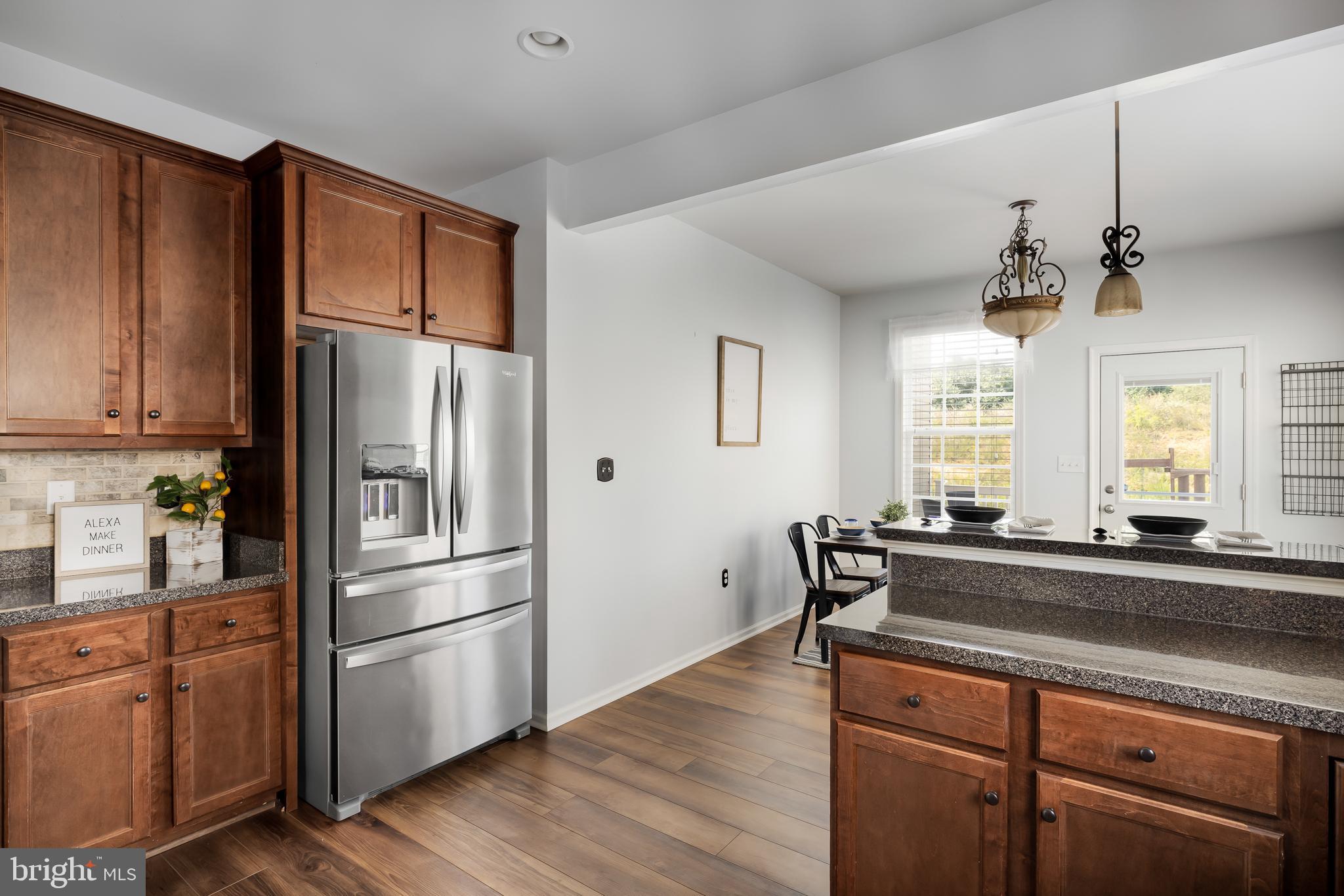 LAKELAND PLACE - Residential