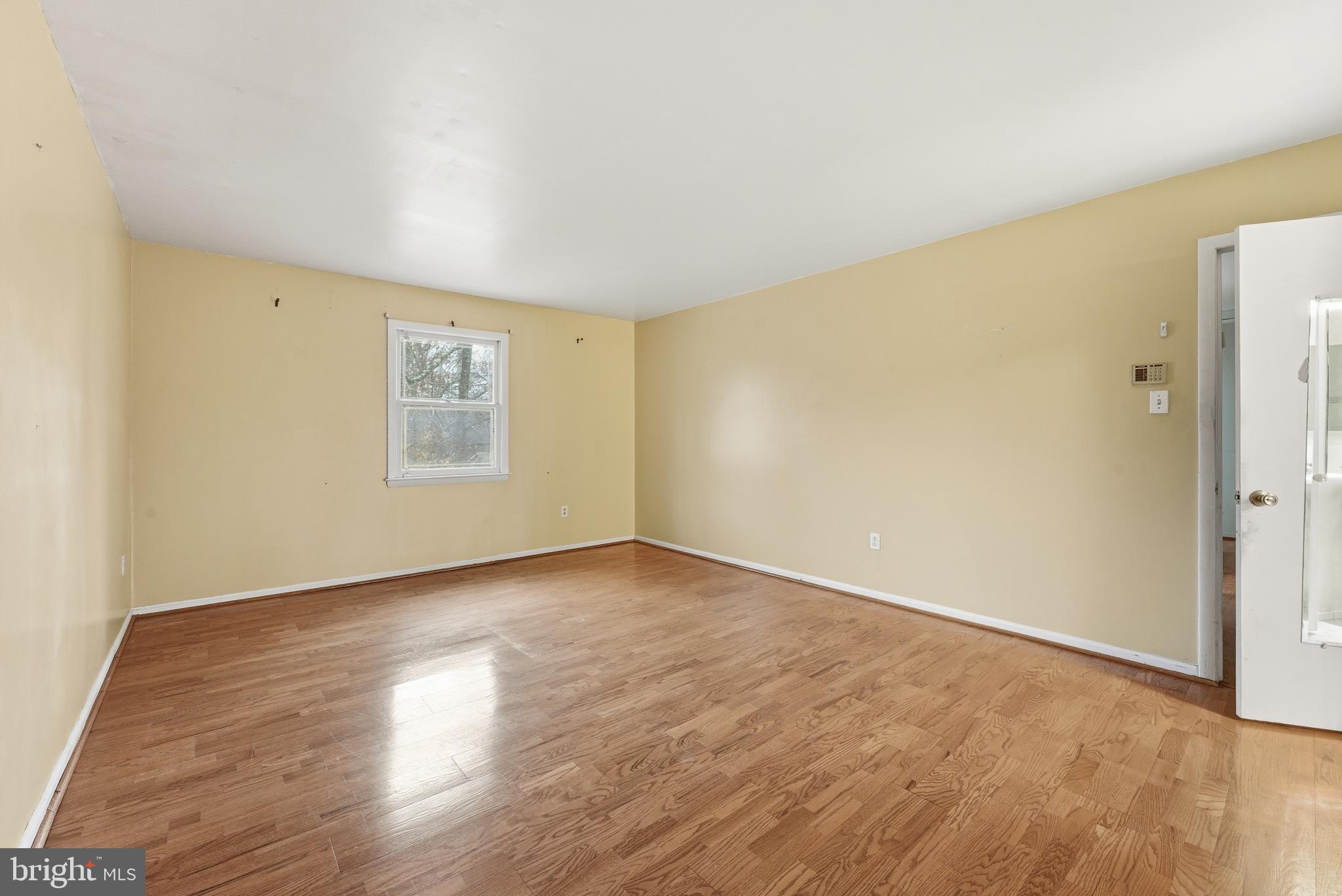 NORRIS RUN WOODS - Residential