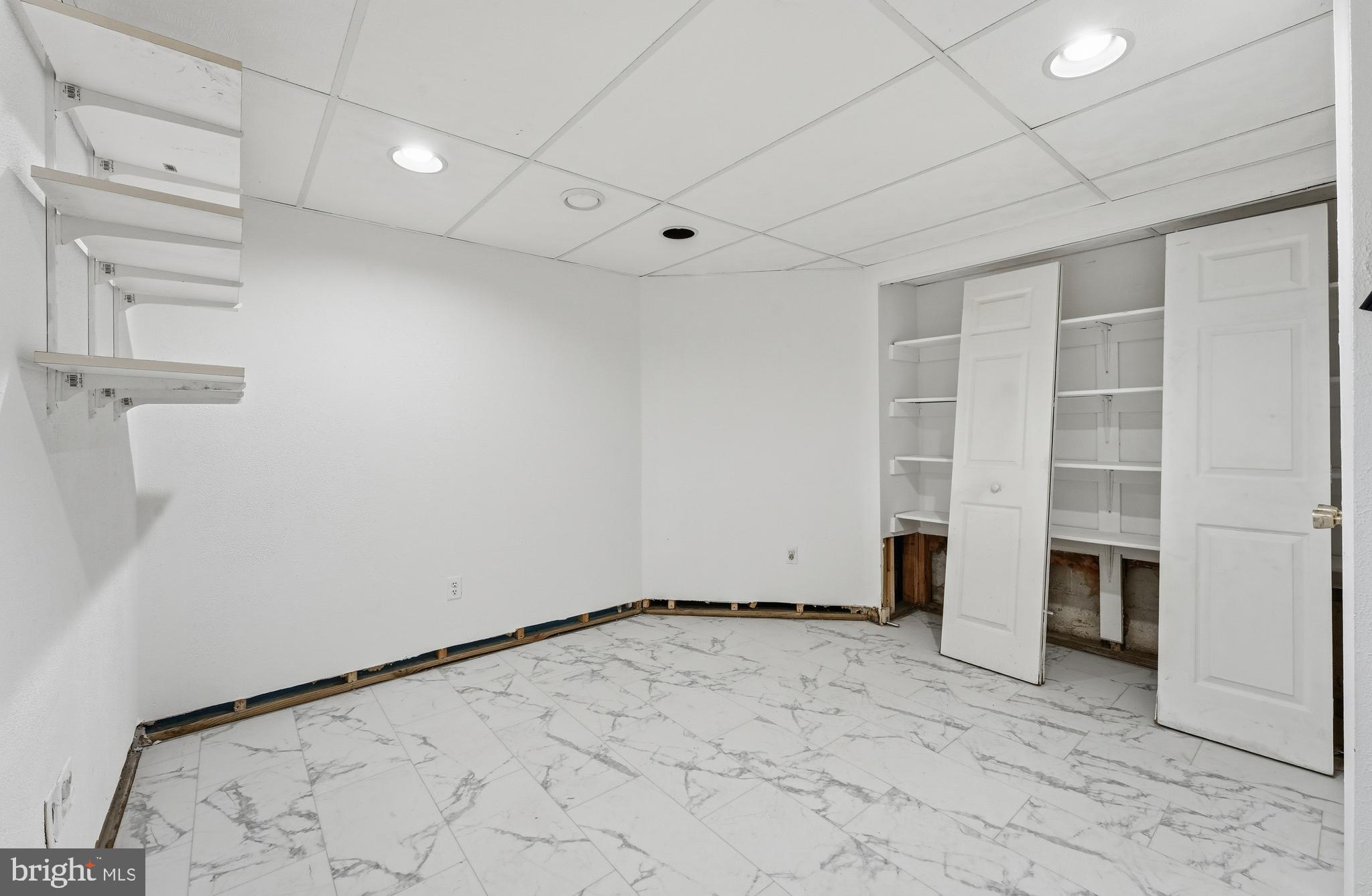 NORRIS RUN WOODS - Residential