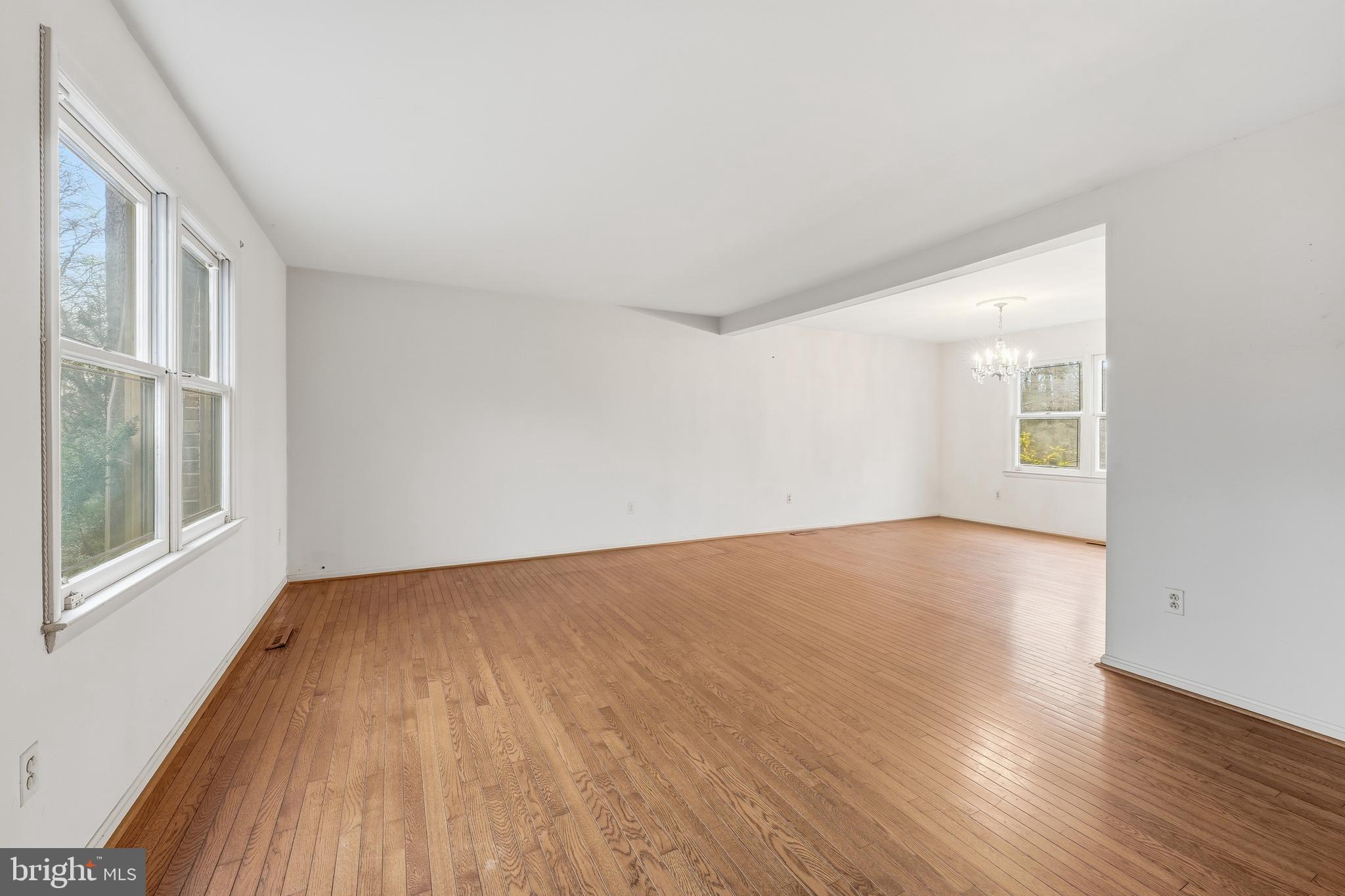 NORRIS RUN WOODS - Residential