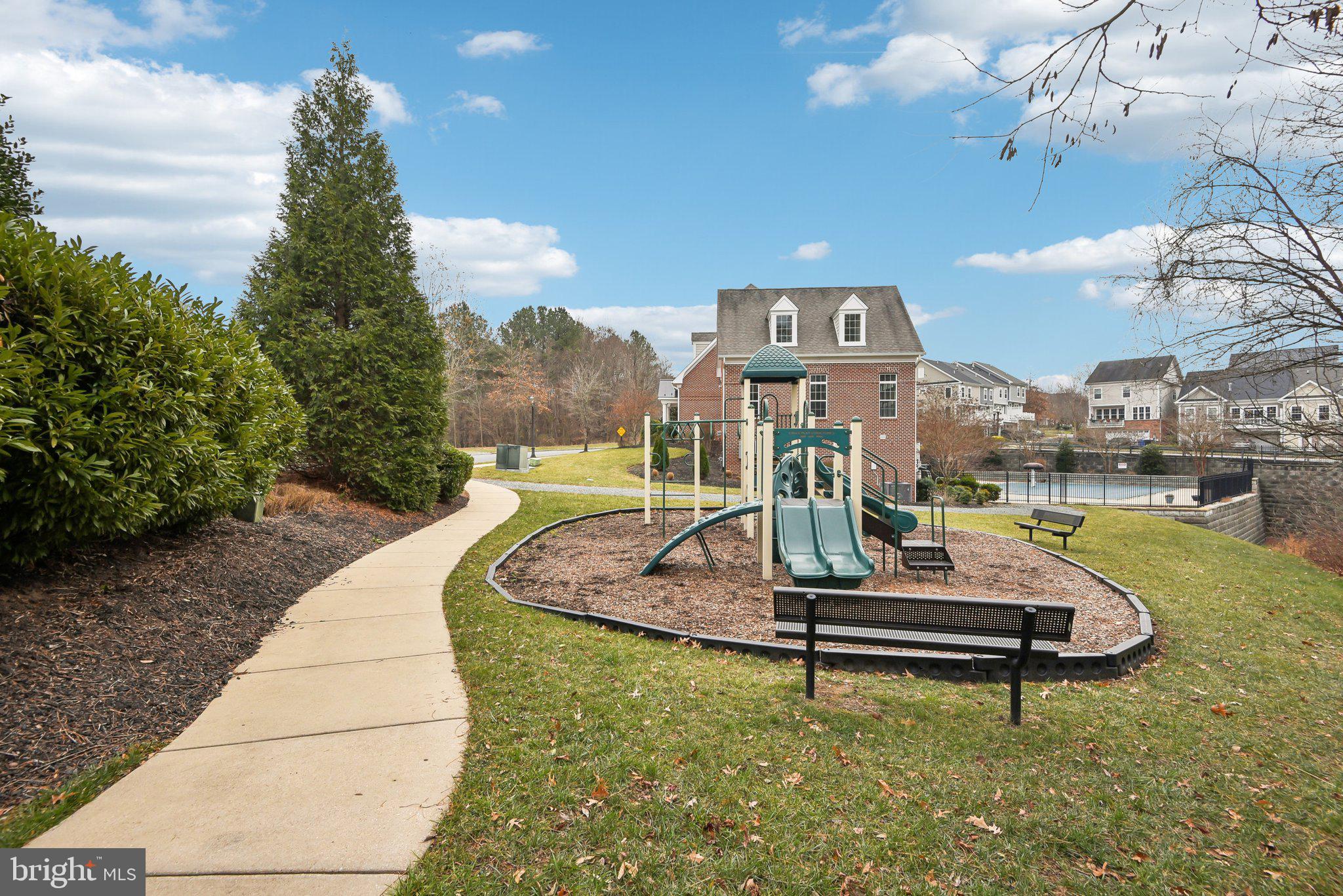 THE VILLAGES OF STEEPLECHASE - Residential