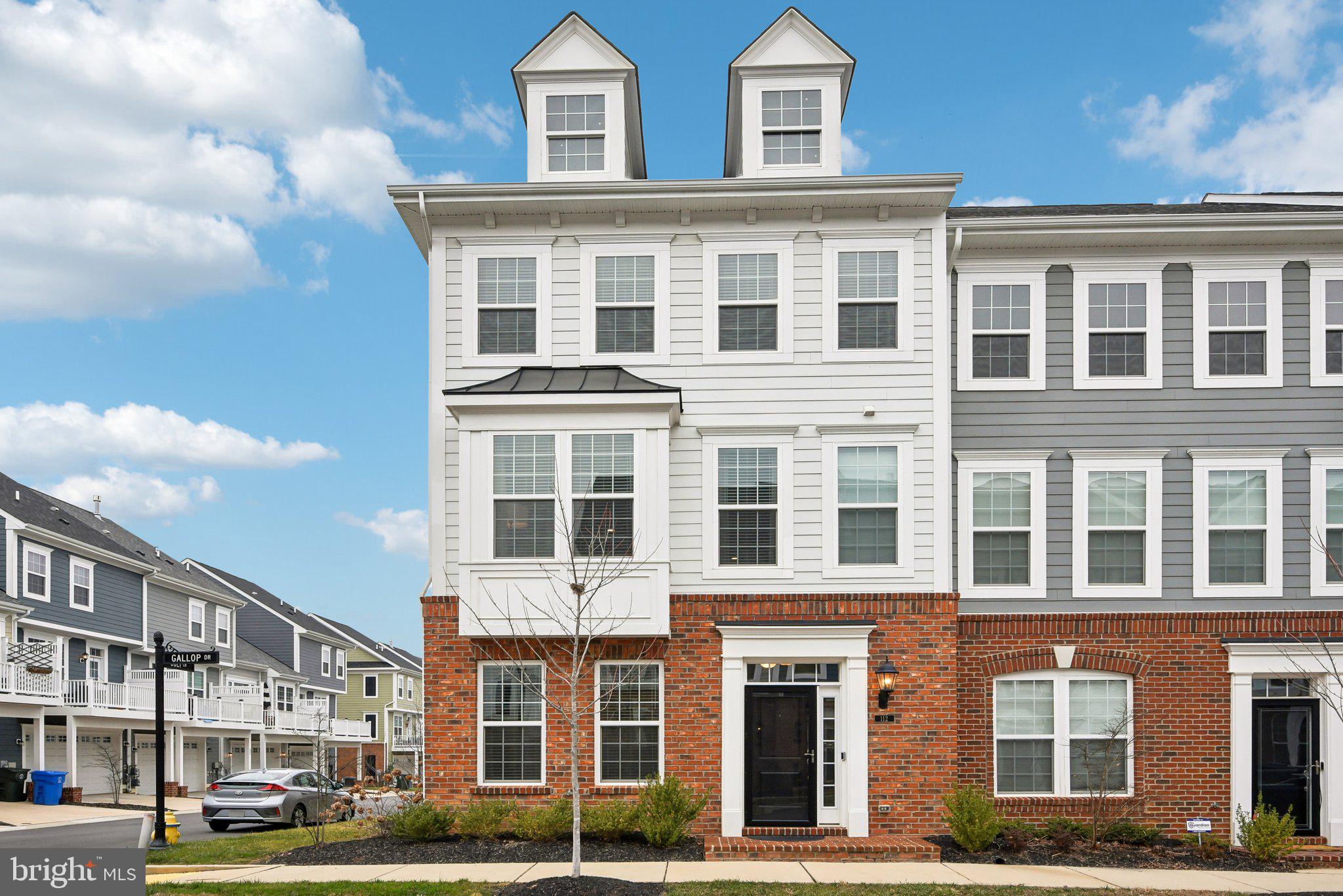 THE VILLAGES OF STEEPLECHASE - Residential