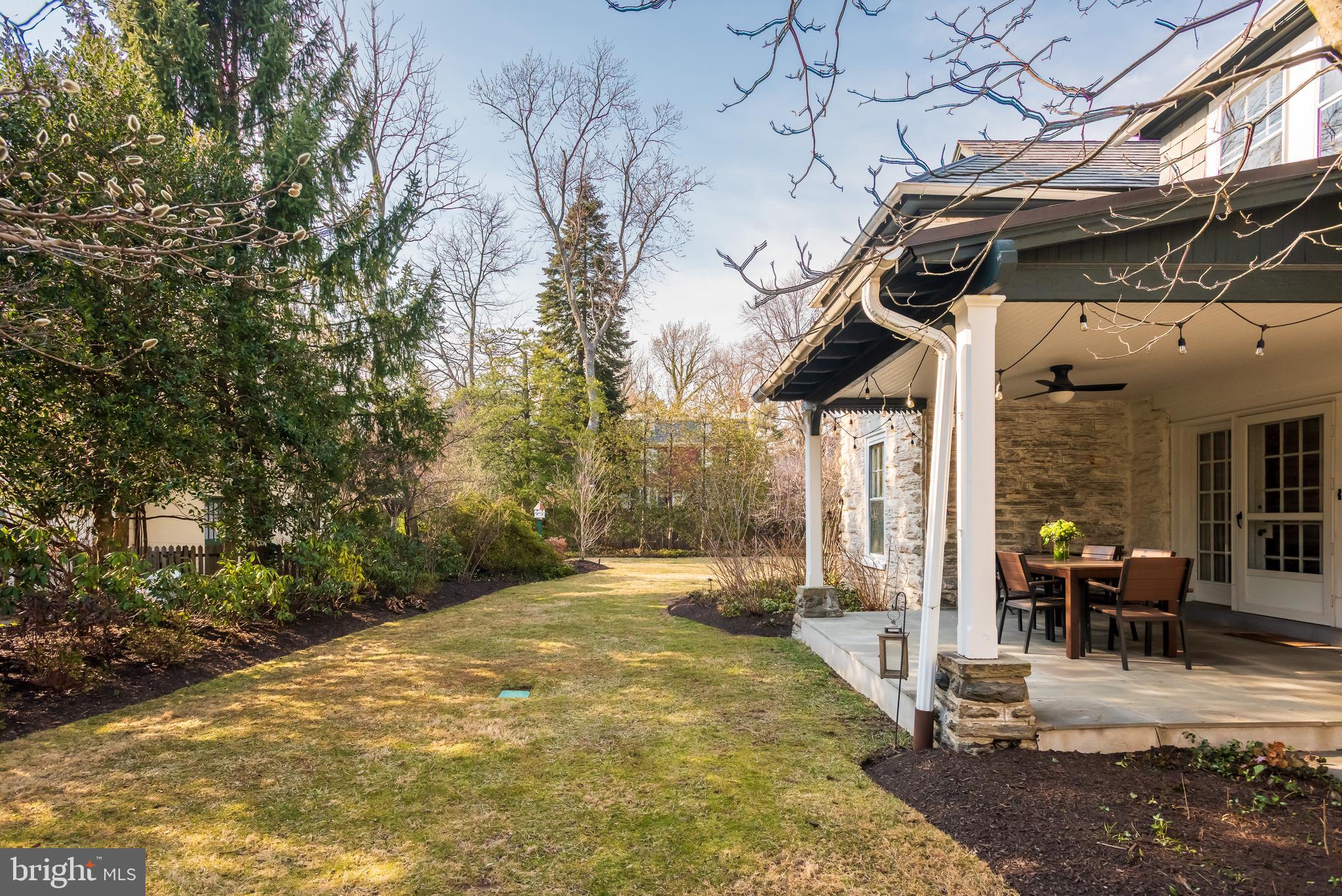 CHESTNUT HILL - Residential