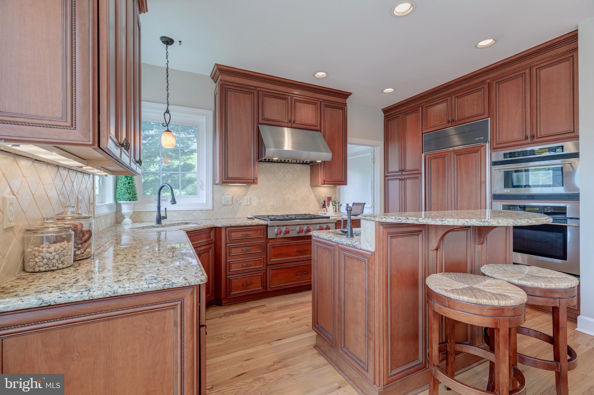 AYRLAWN - Residential