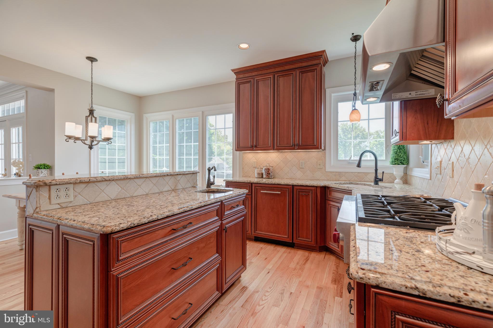 AYRLAWN - Residential