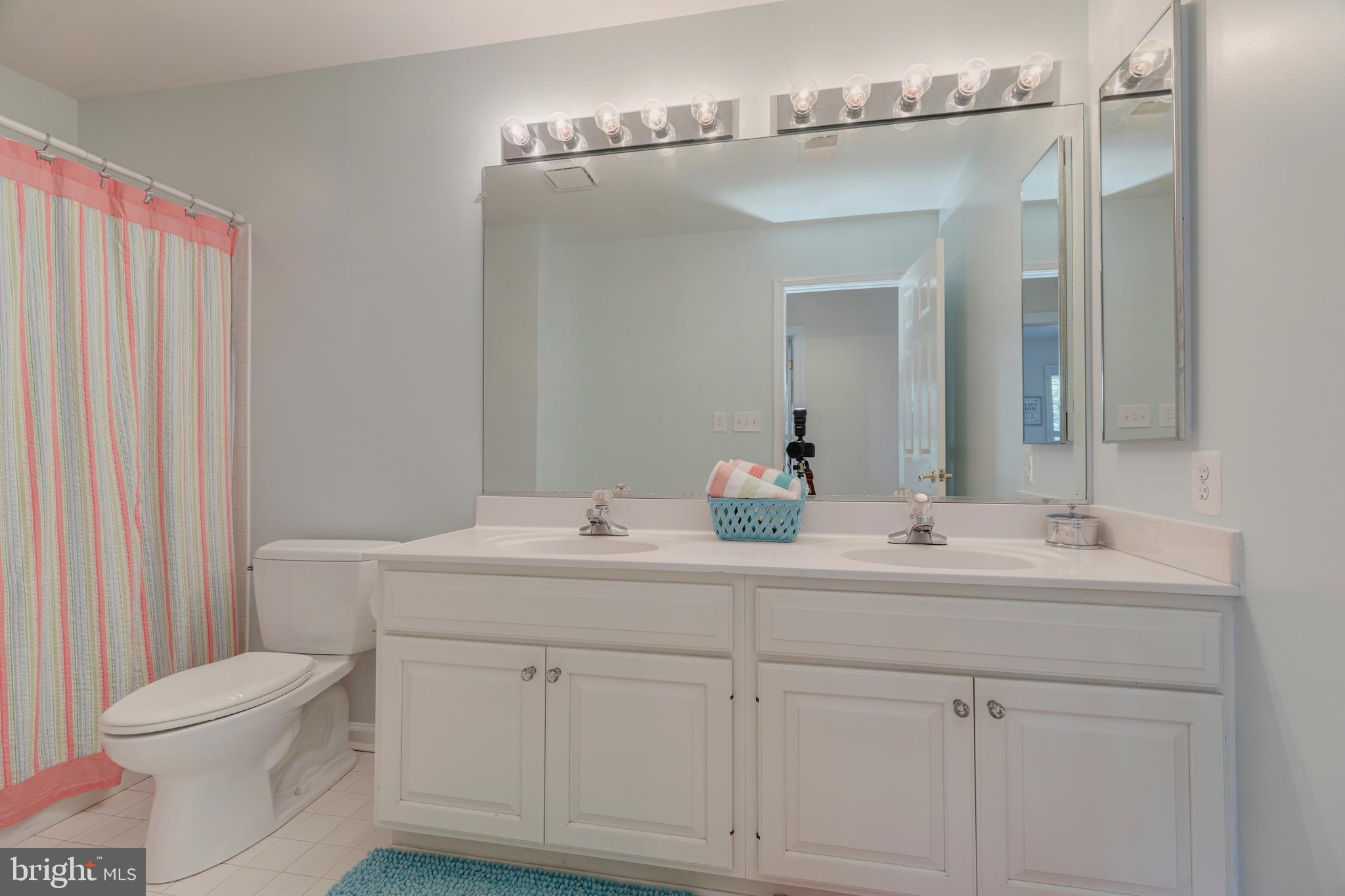 AYRLAWN - Residential