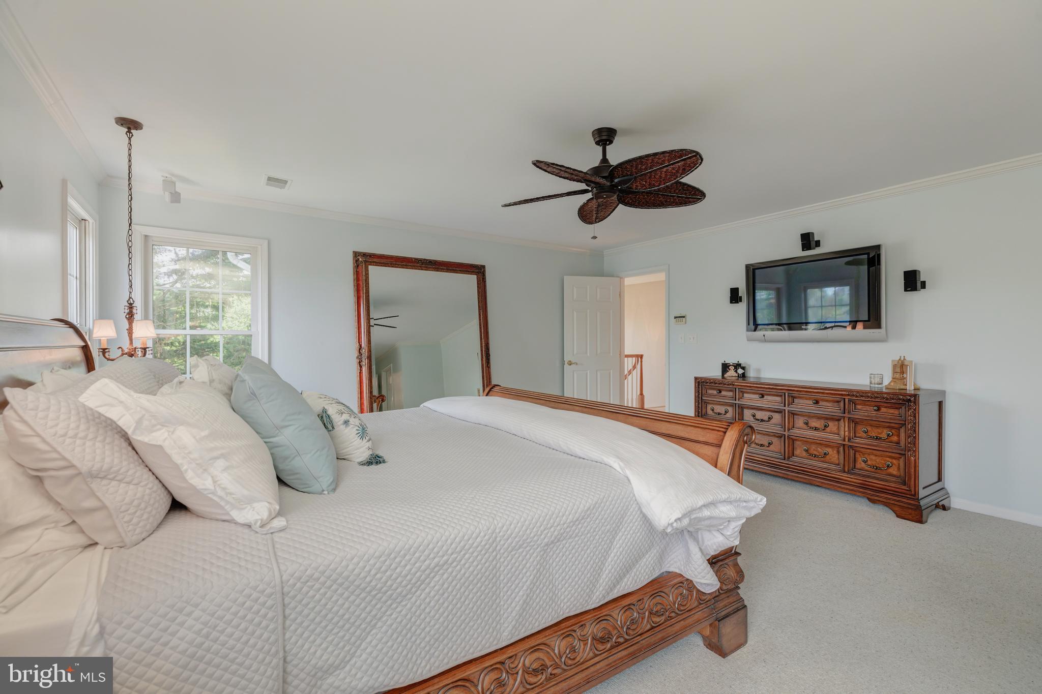 AYRLAWN - Residential