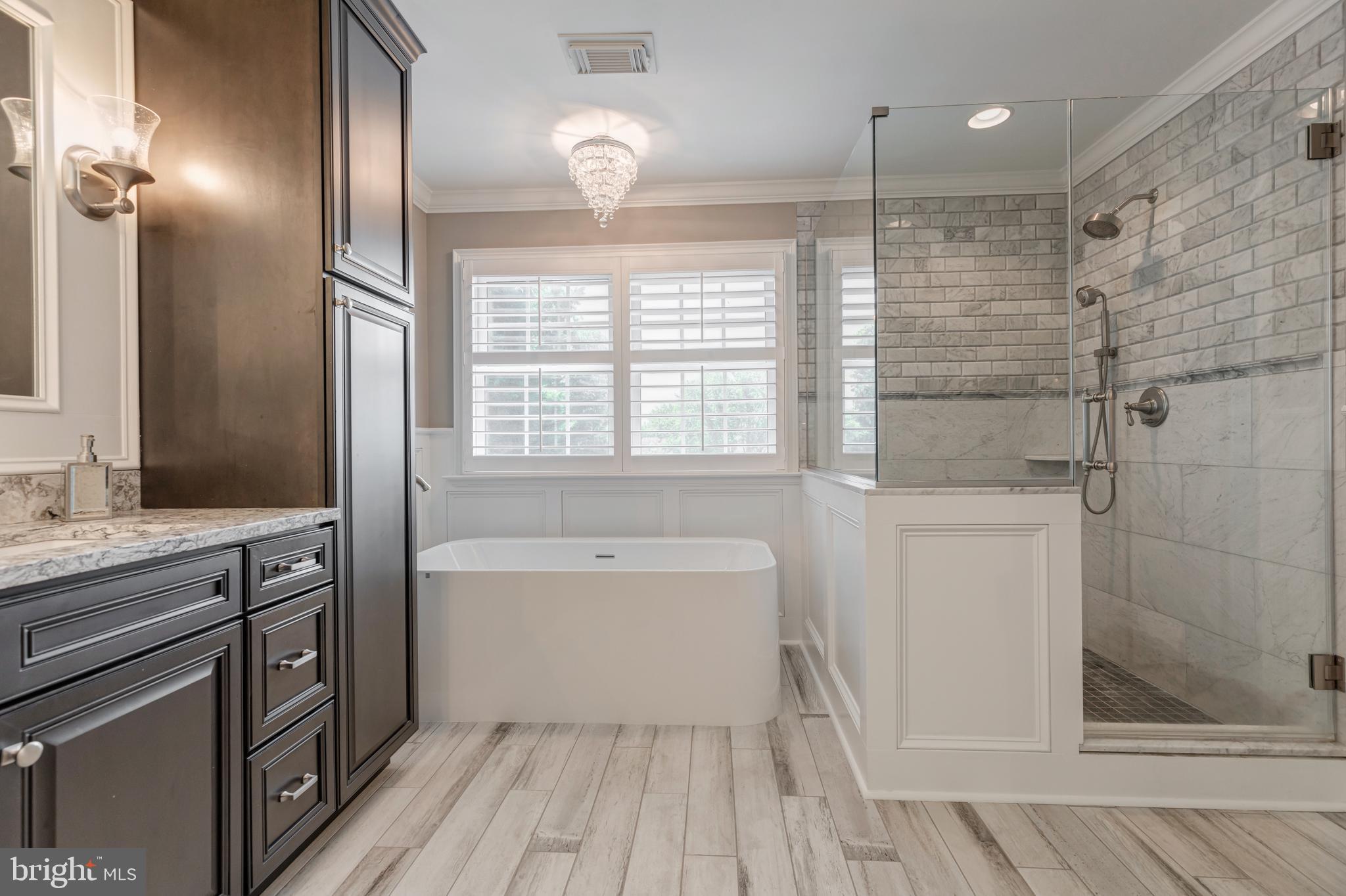 AYRLAWN - Residential