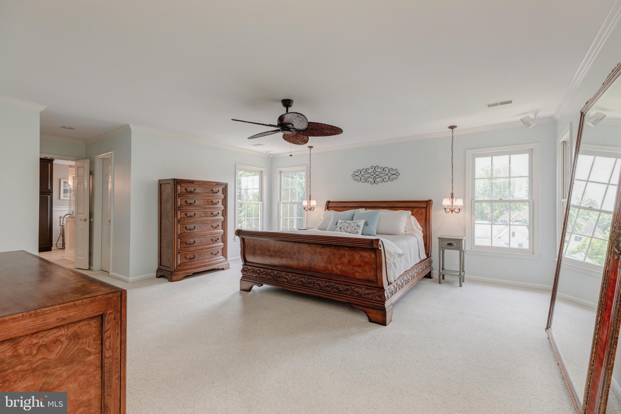 AYRLAWN - Residential