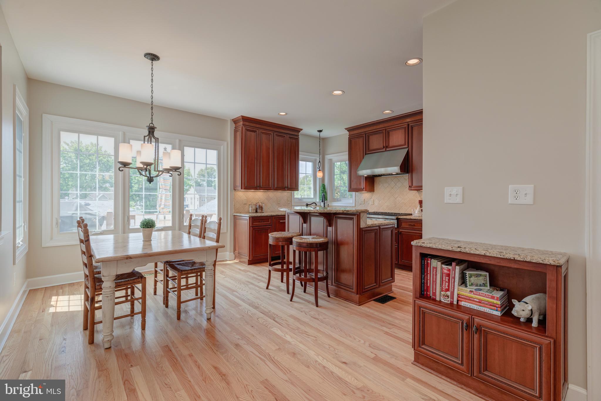 AYRLAWN - Residential