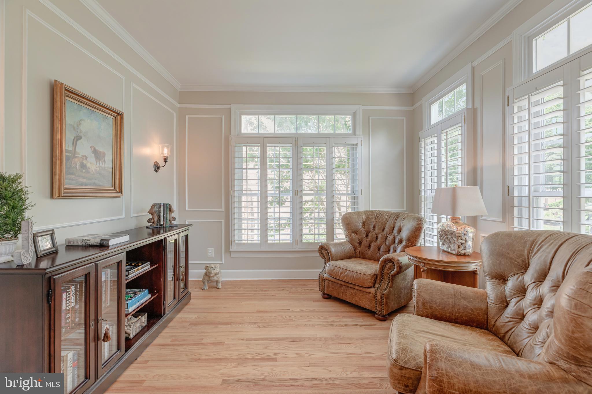 AYRLAWN - Residential