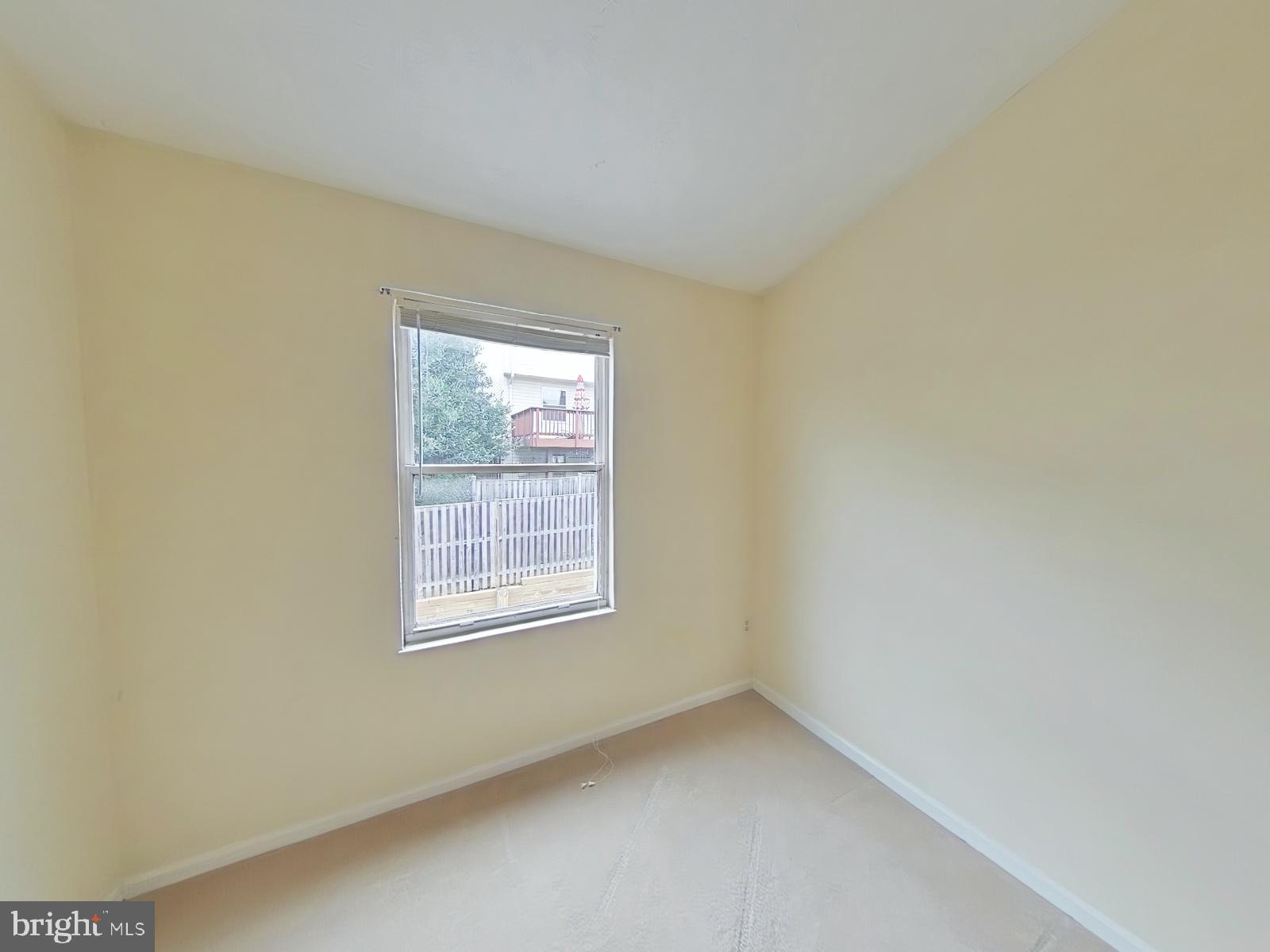 GUNNERS LAKE VILLAGE - Residential Lease