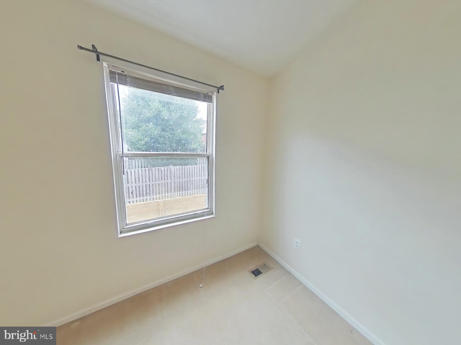 GUNNERS LAKE VILLAGE - Residential Lease