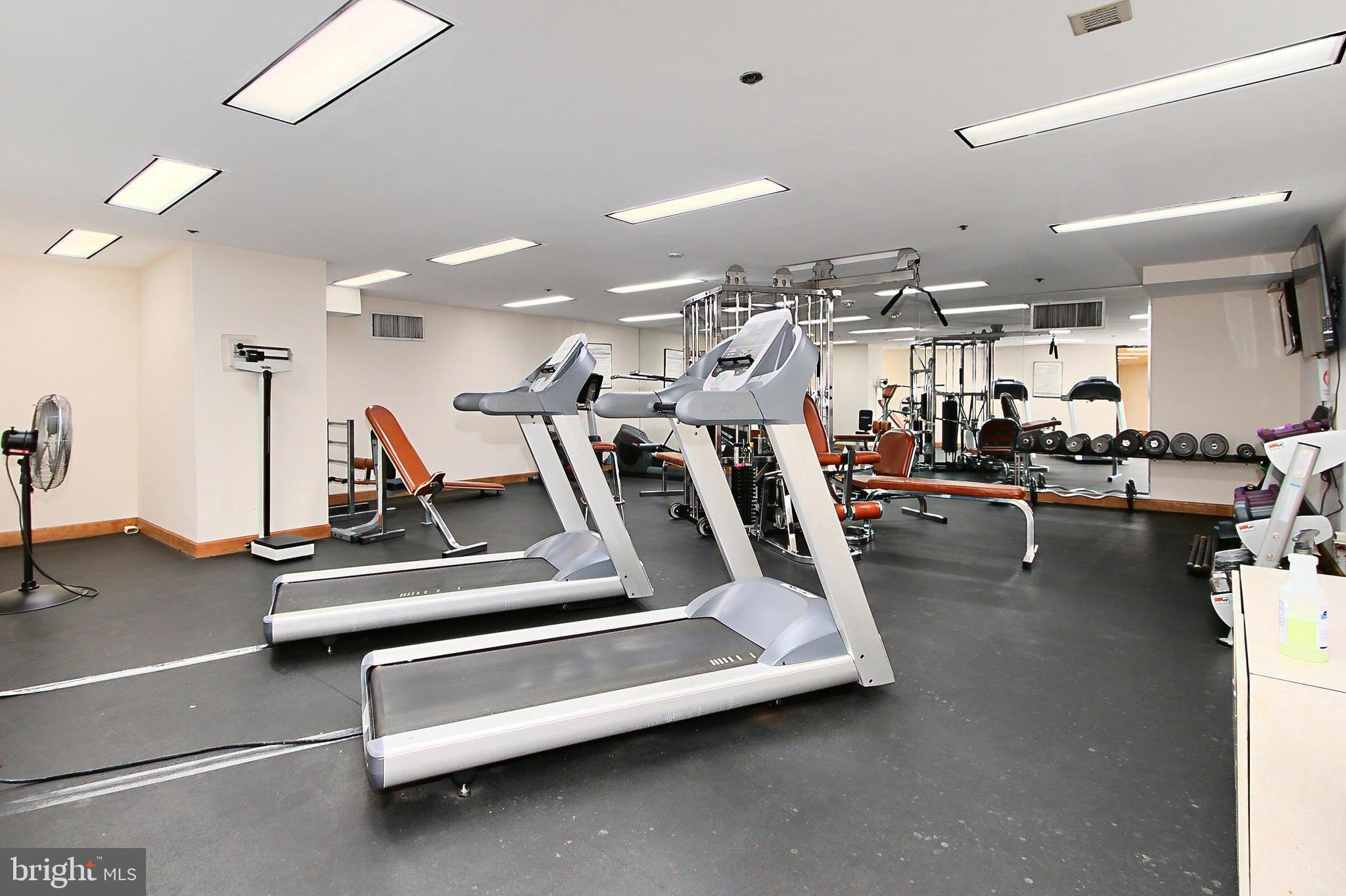 CRYSTAL GATEWAY - Residential