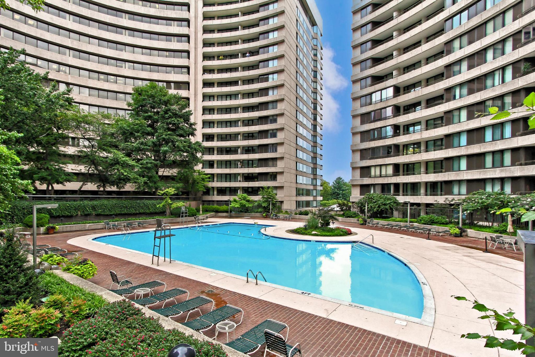 CRYSTAL GATEWAY - Residential