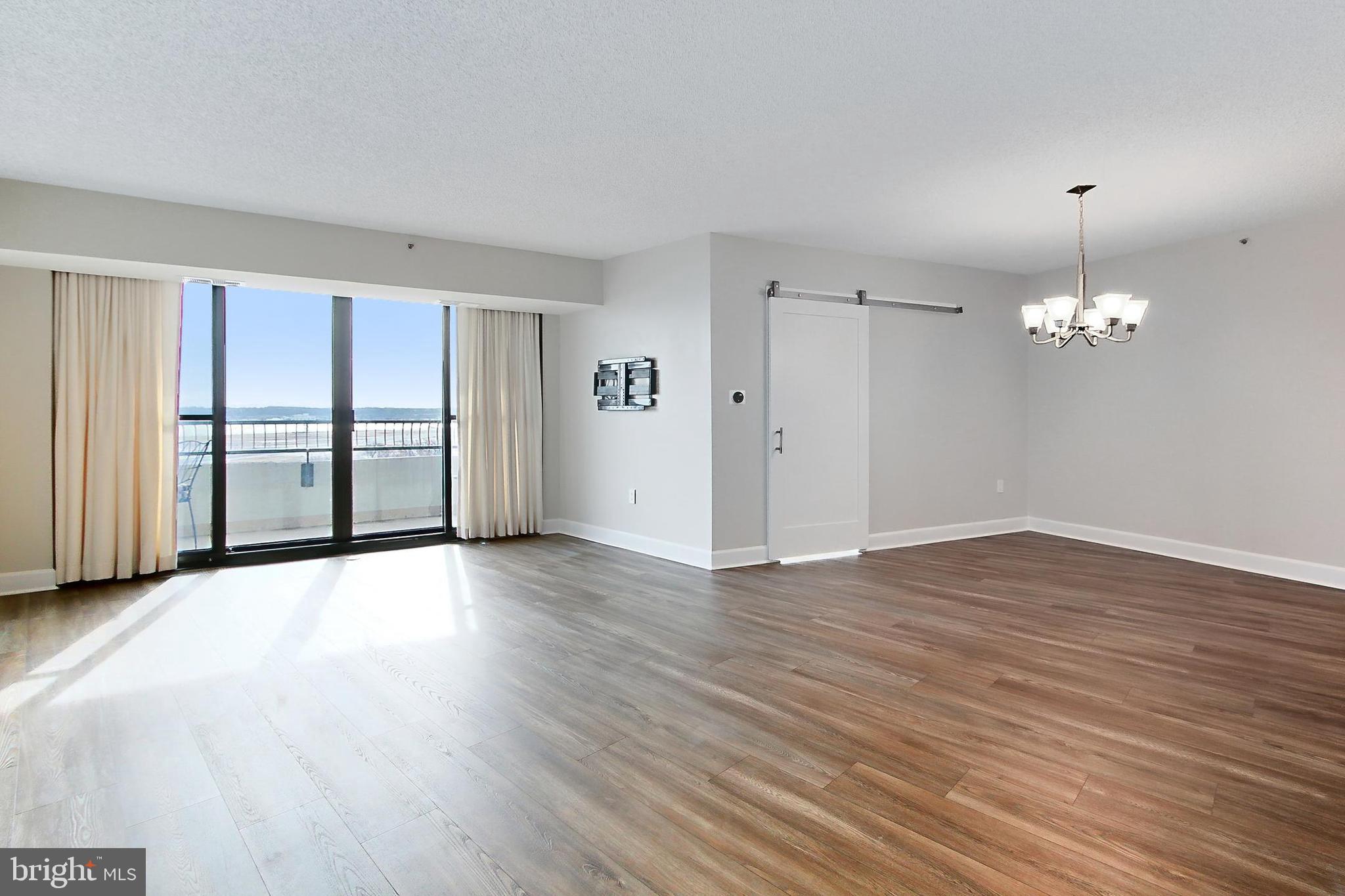 CRYSTAL GATEWAY - Residential